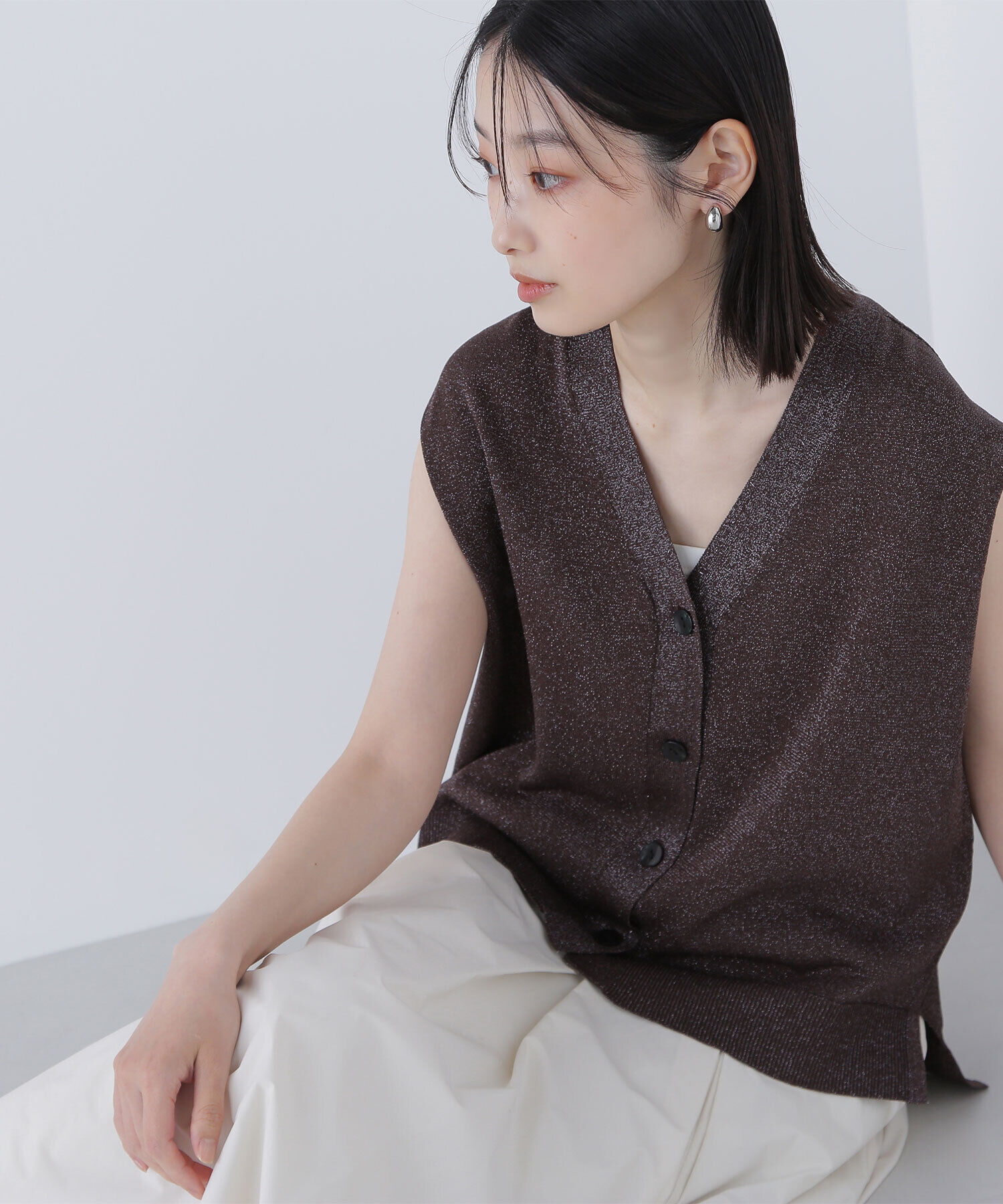  「スパークVネックニットベスト」|ニット・セーター|