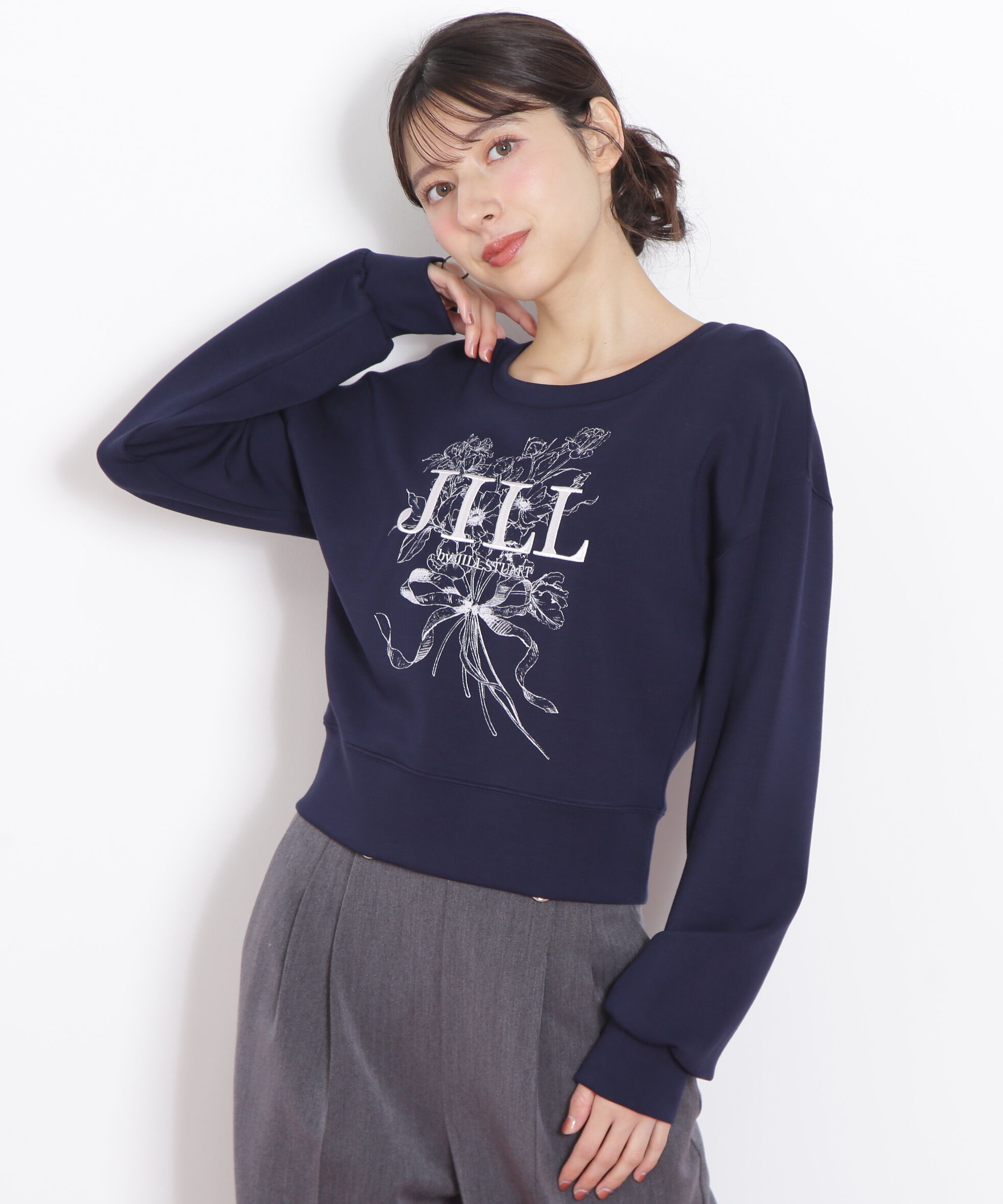  「リボンブーケロゴ刺繍スウェット」|Tシャツ・カットソー|ネイビー