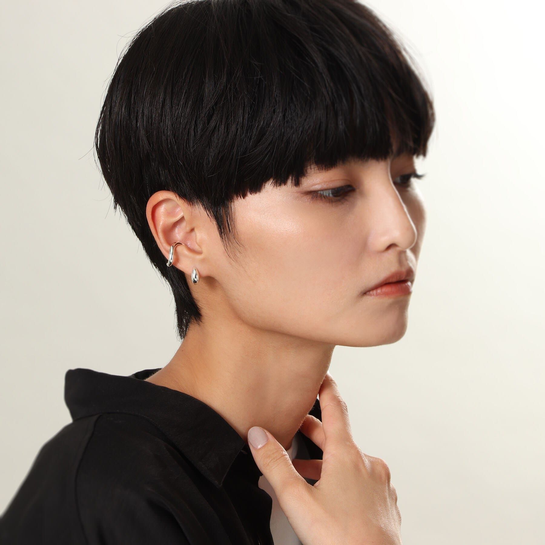 COCOSHNIK ONKITSCH「シルバー ハギーフープ マーキスピアス」|ピアス|