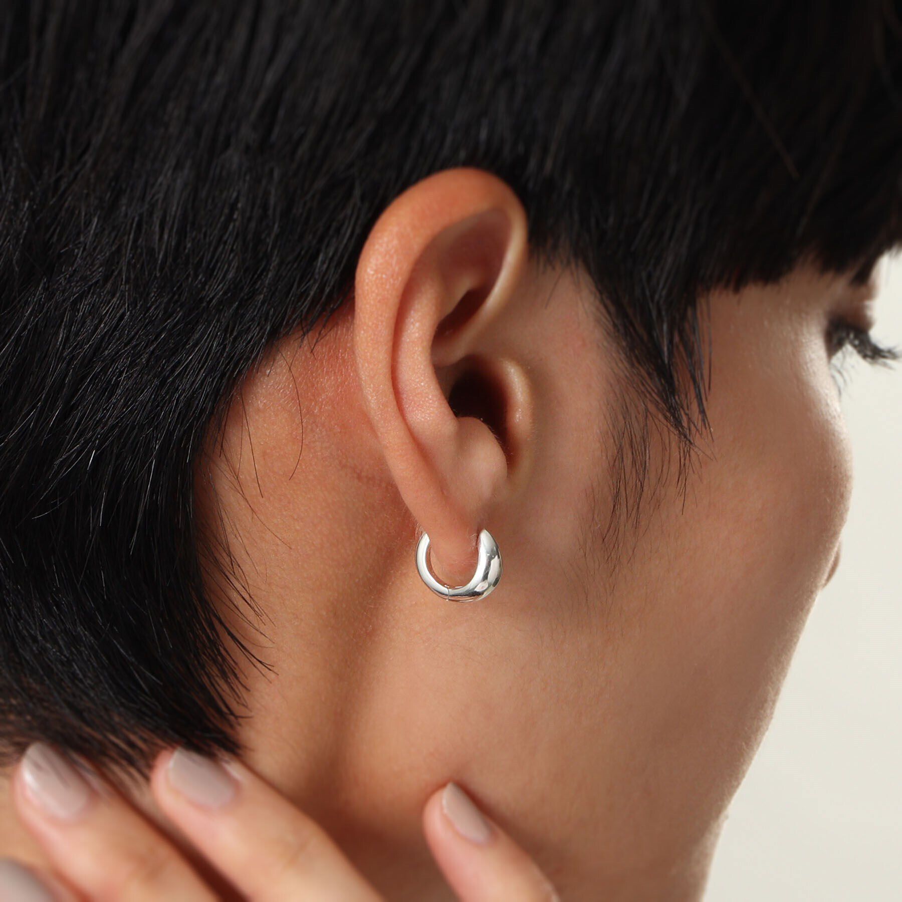 COCOSHNIK ONKITSCH「シルバー ハギーフープ マーキスピアス」|ピアス|