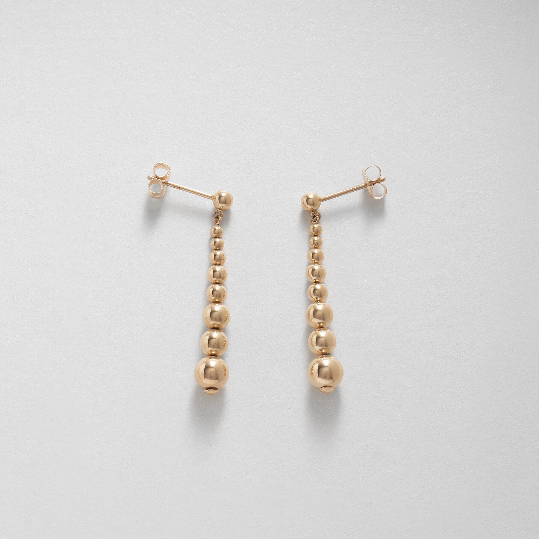 COCOSHNIK「K10中空ボールグラデーション スタッドピアス」|ピアス|