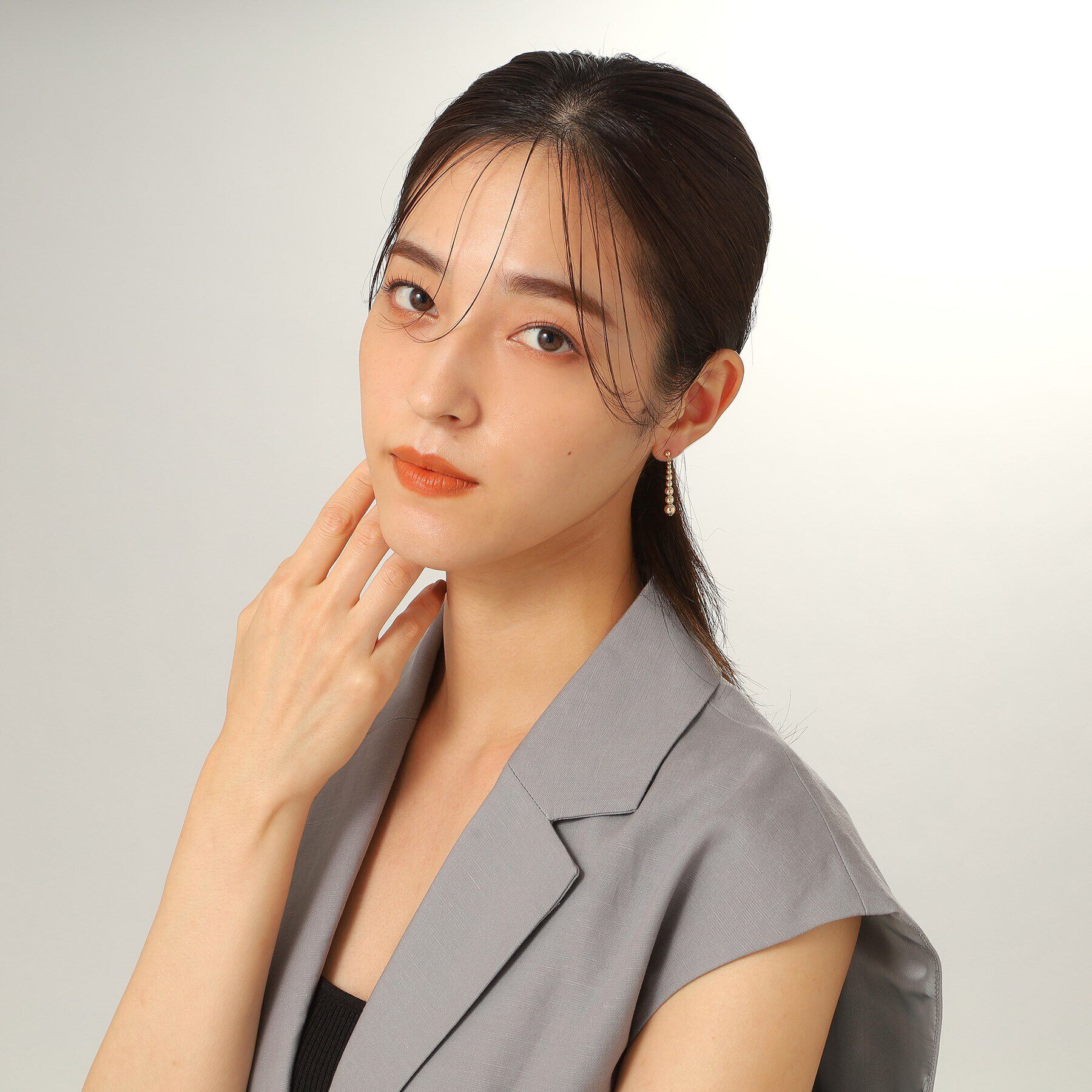 COCOSHNIK「K10中空ボールグラデーション スタッドピアス」|ピアス|