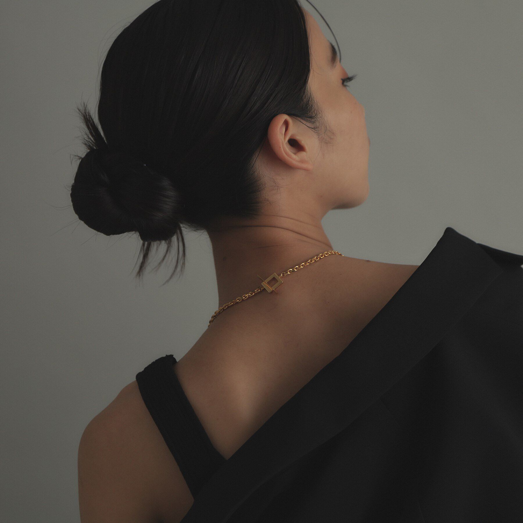 COCOSHNIK ONKITSCH「シルバー カットケーブルチェーン レクタングルマンテルネックレス（48cm） GP」|ネックレス|