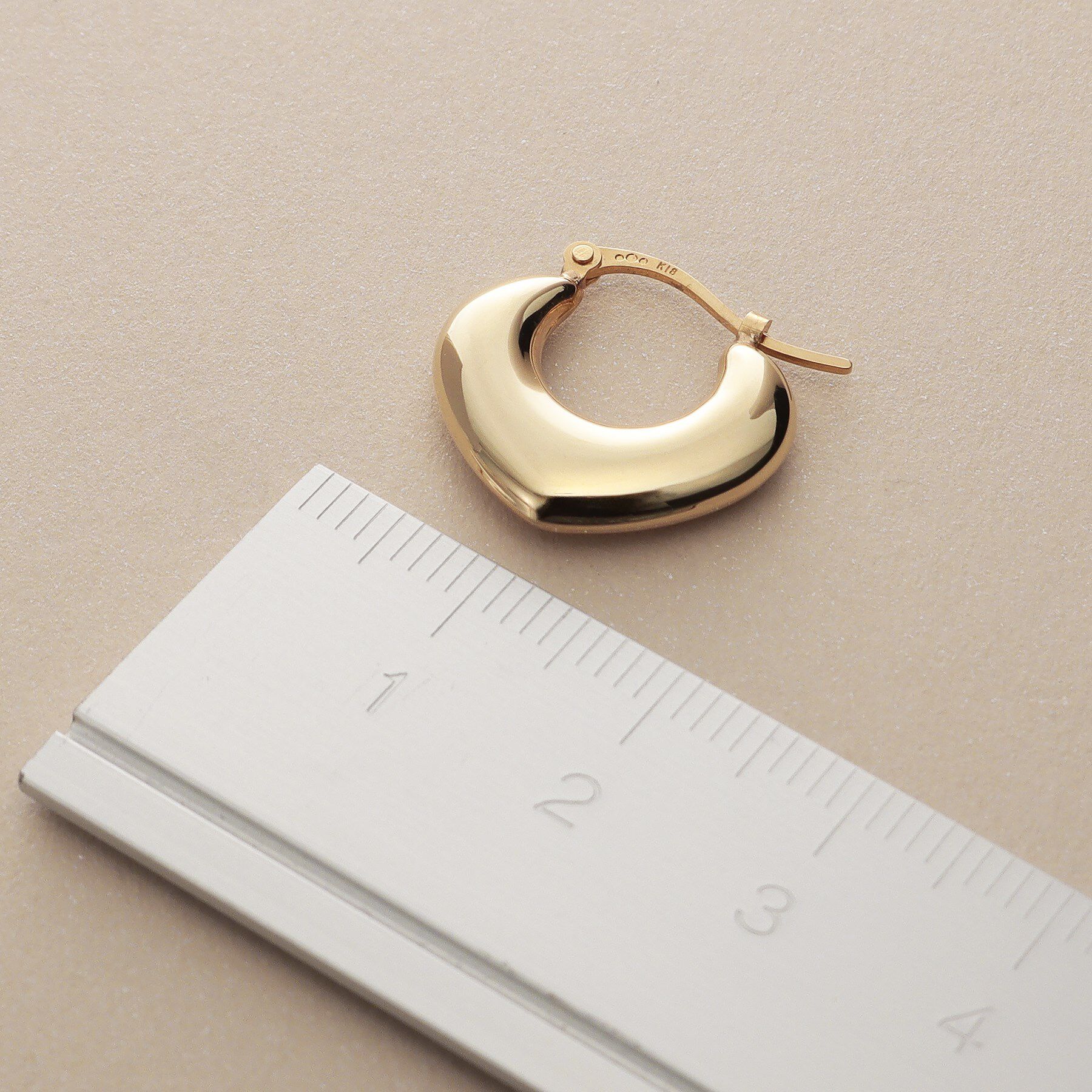 COCOSHNIK「K10中空アラベスクシェイプ フープピアス」|ピアス|