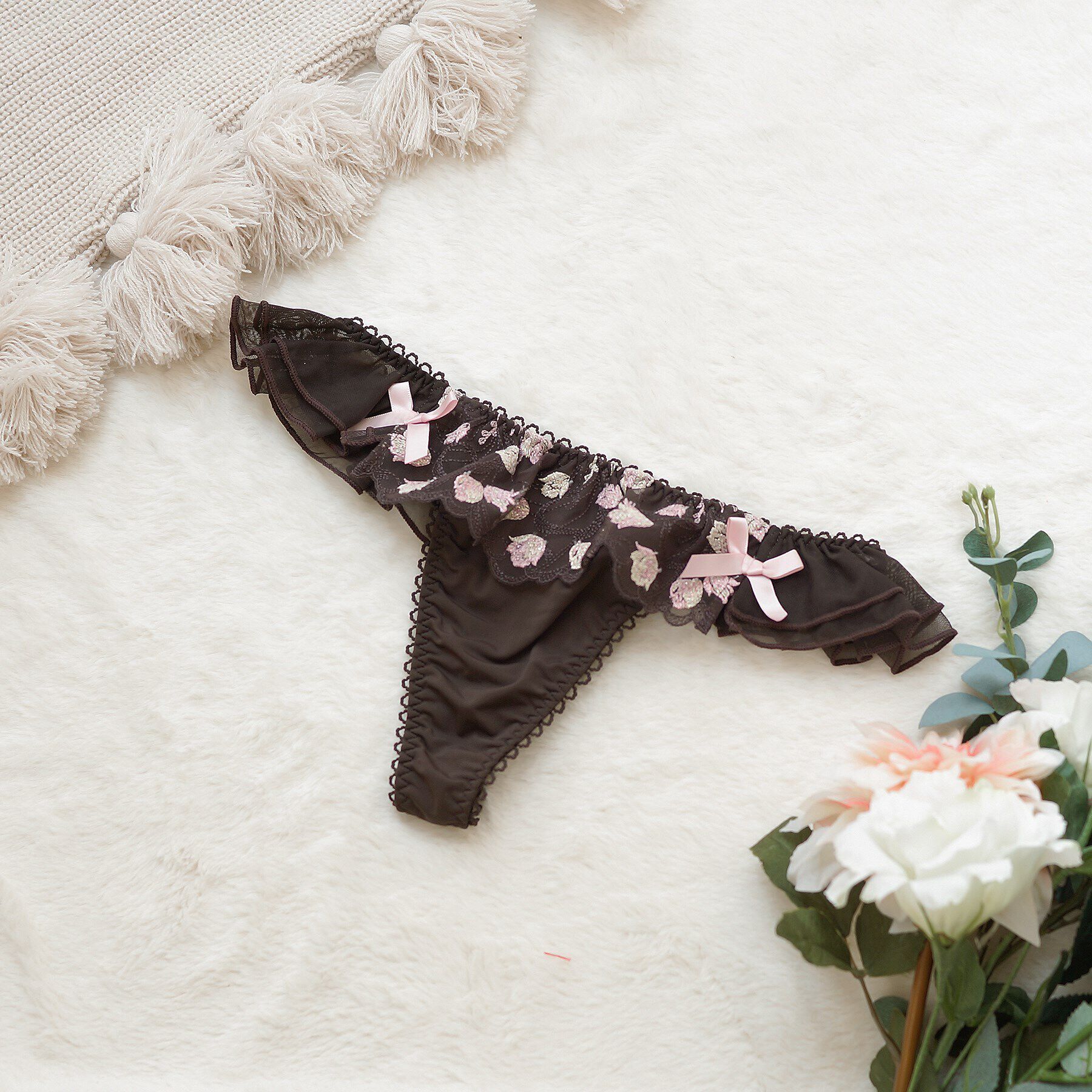 Risa Magli「アンジェル Tバックショーツ」|インナー|ブラウン(043)