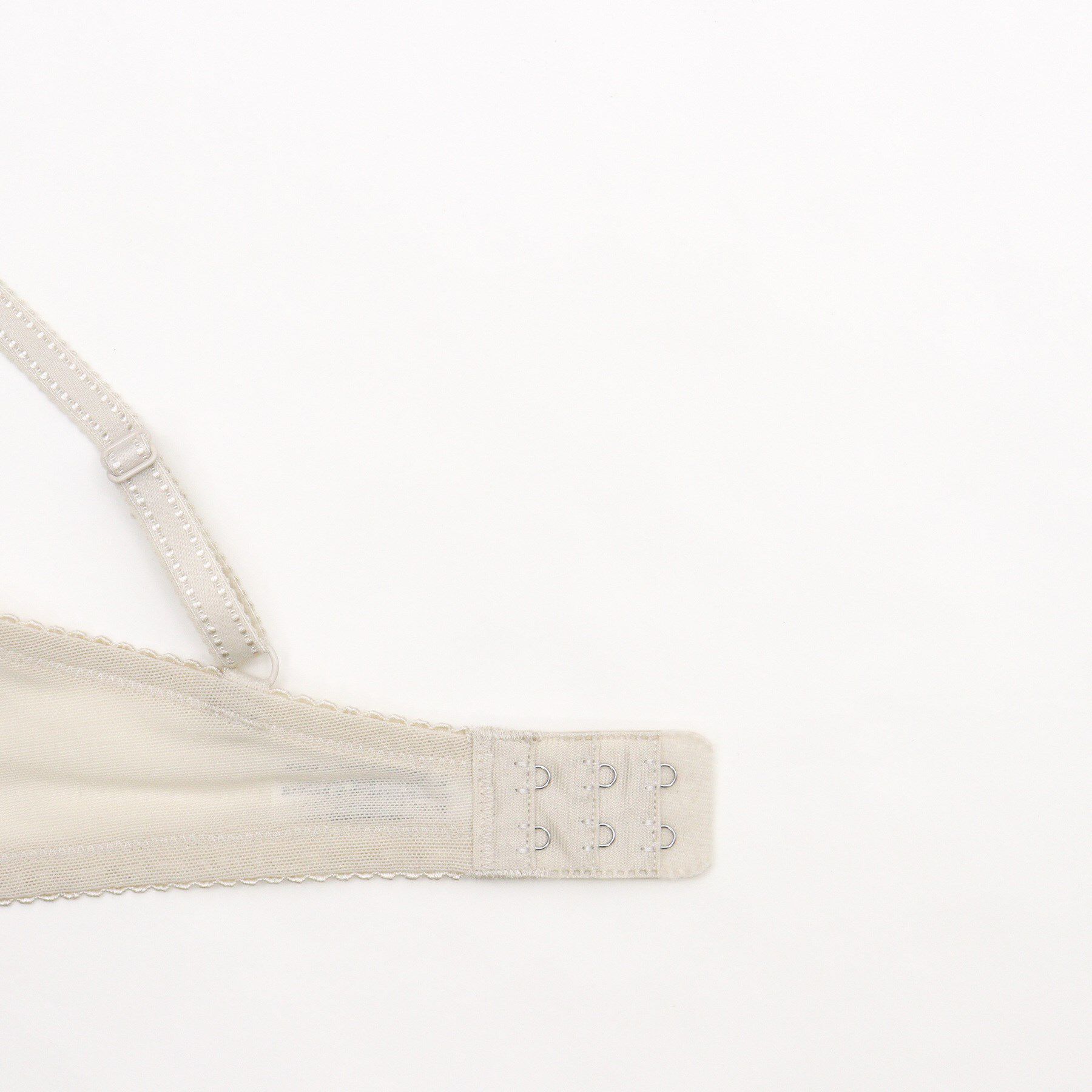 Risa Magli「ノーラ ナチュラルアレンジブラ（LL）」|インナー|