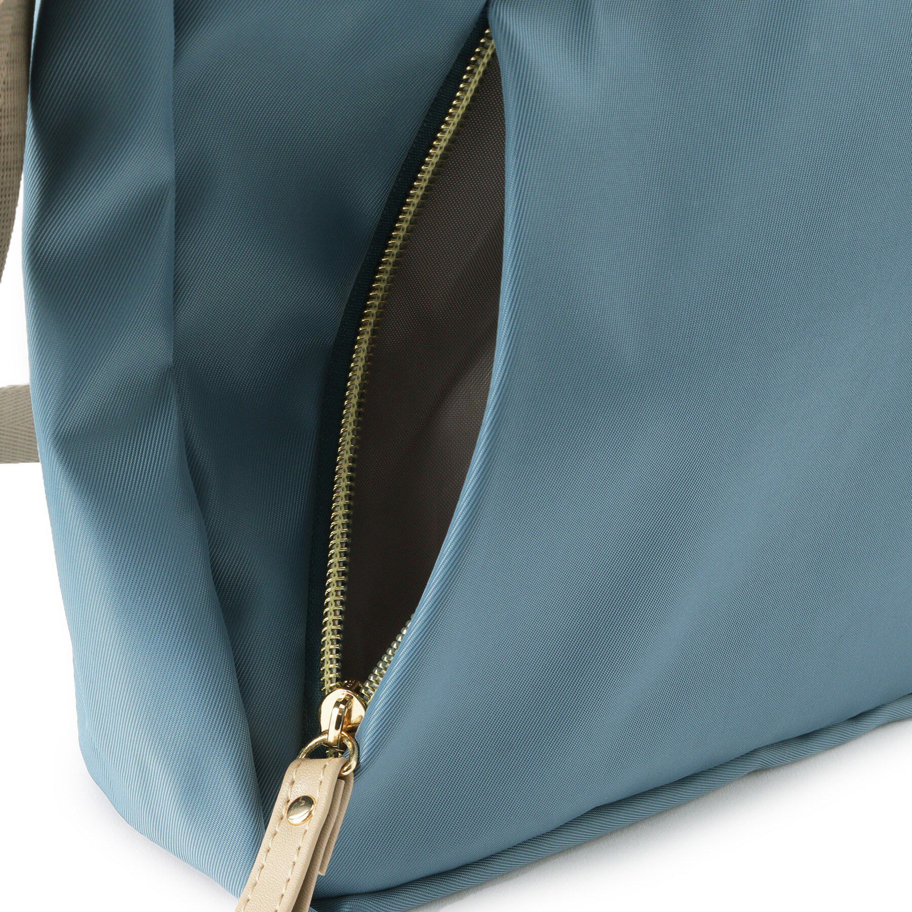 ITS&rsquo;DEMO「【6ポケット】ルニコ縦型ショルダー」|ショルダー・メッセンジャー|