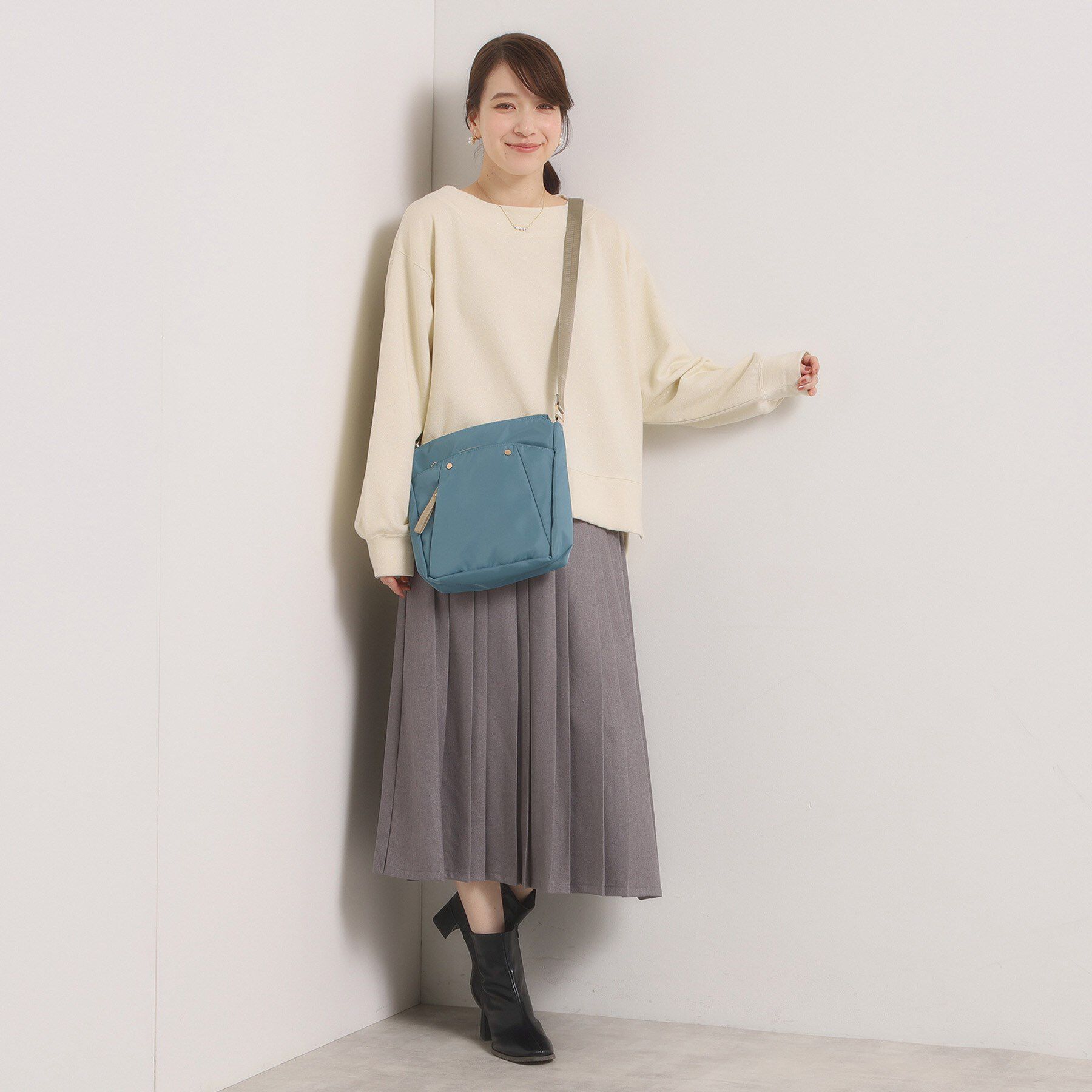 ITS&rsquo;DEMO「【6ポケット】ルニコ縦型ショルダー」|ショルダー・メッセンジャー|