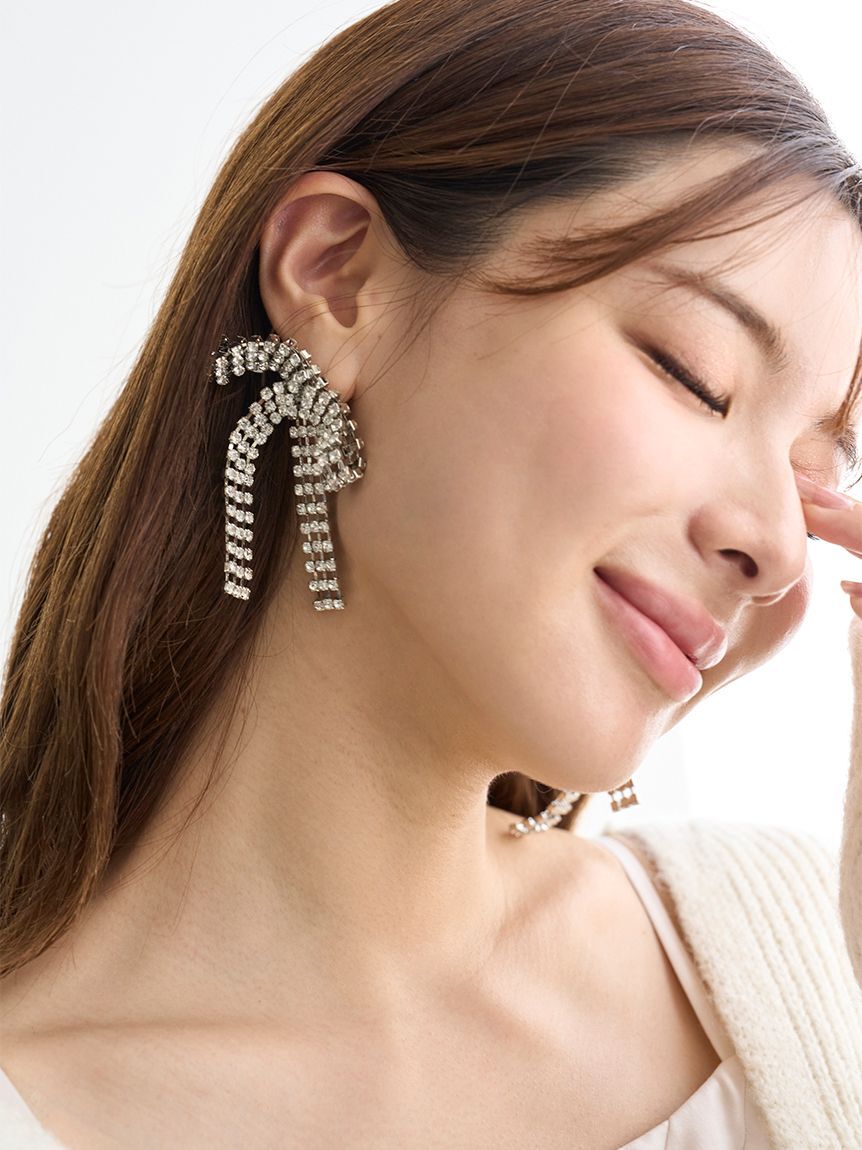 SNIDEL「スウェイビジューリボンピアス」|ピアス|