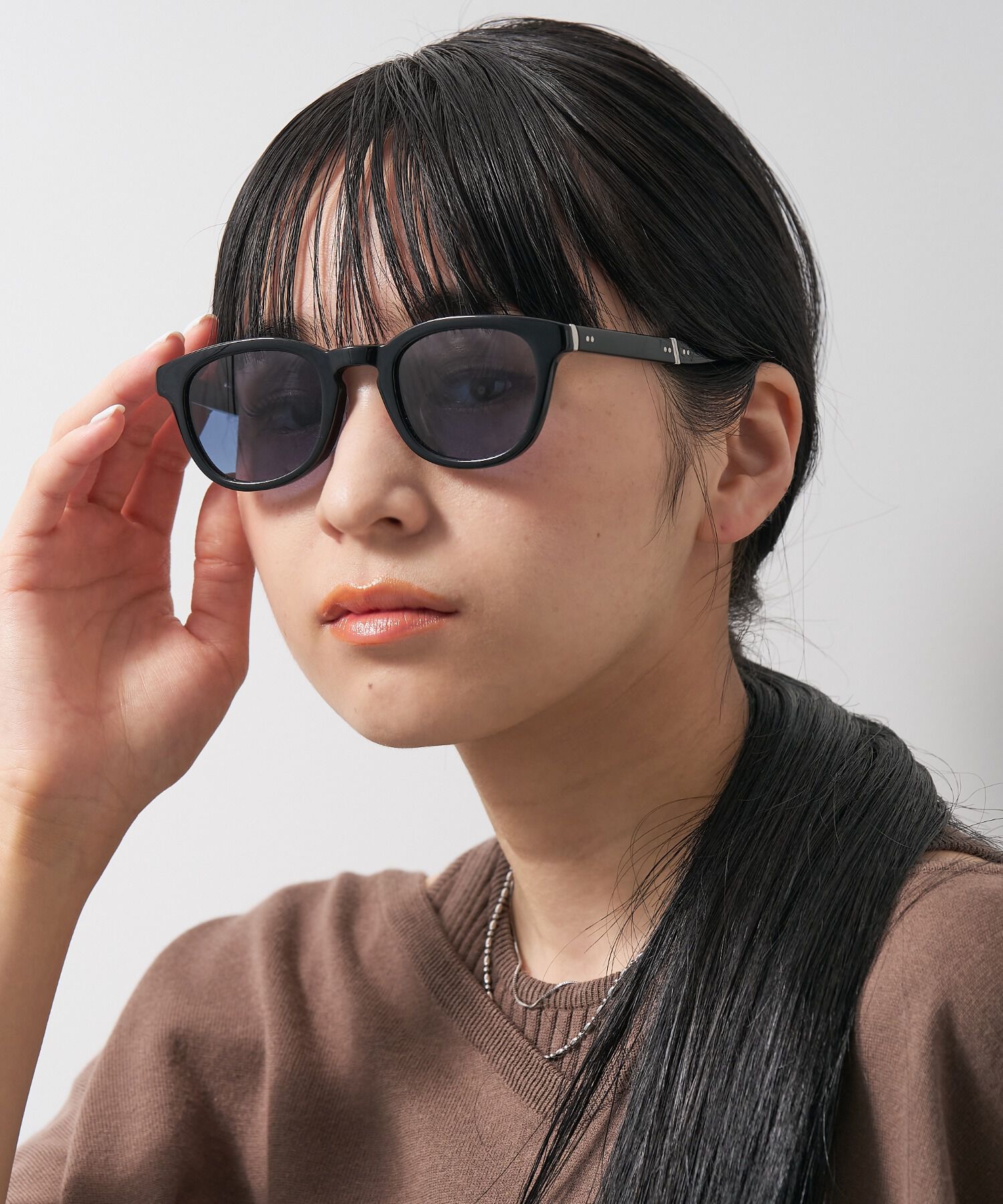  「ウェリントン型 調光サングラス 折りたたみ式｜レンズの色が変わるサングラス UNITED ARROWS Wellness」|サングラス|