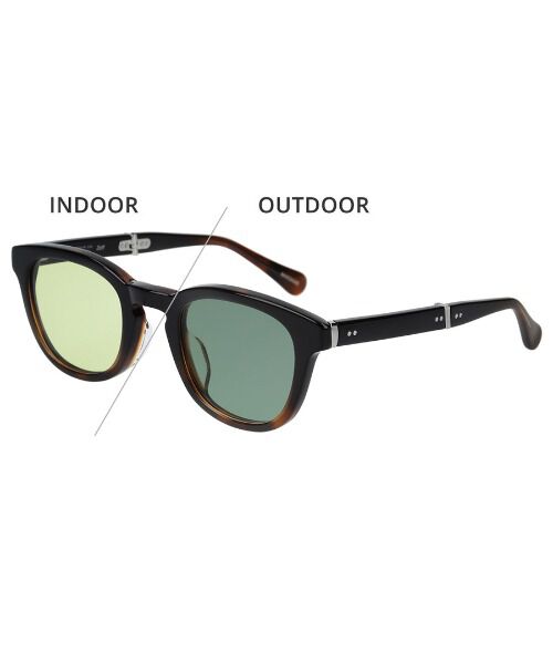  「ウェリントン型 調光サングラス 折りたたみ式｜レンズの色が変わるサングラス UNITED ARROWS Wellness」|サングラス|