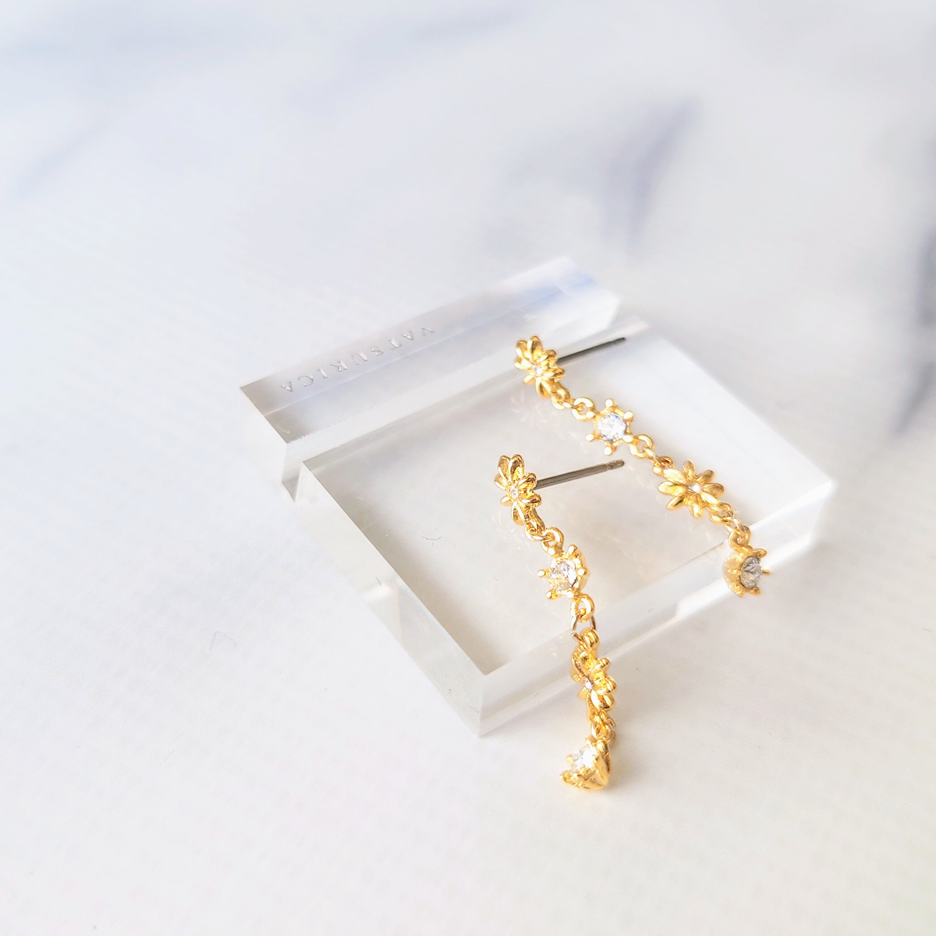 MARQUISE「フラワージルコニアピアス」|ピアス|