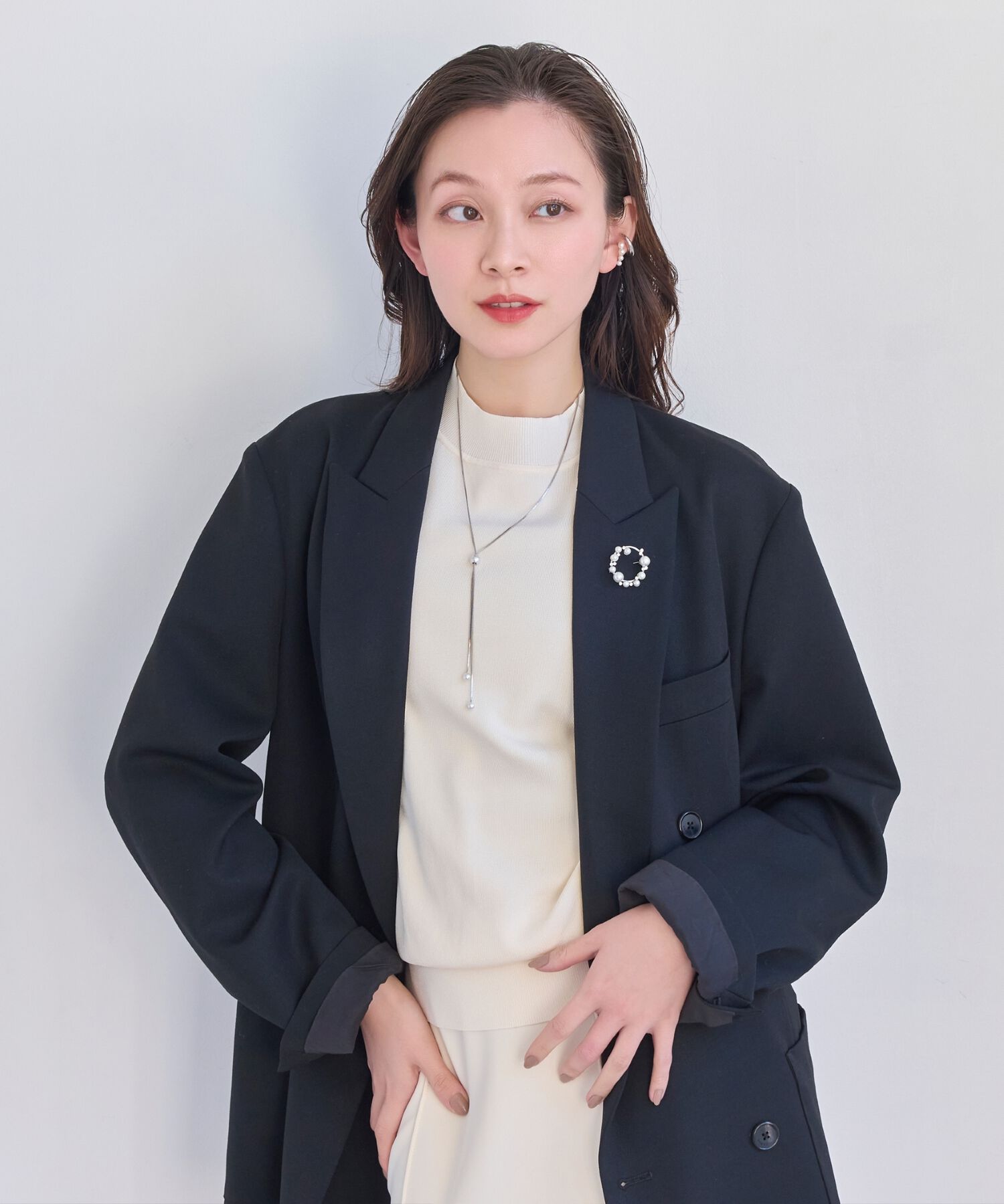 Phoebe「フォーマルパールビジューサークルブローチ　シルバー」|ブローチ・コサージュ|