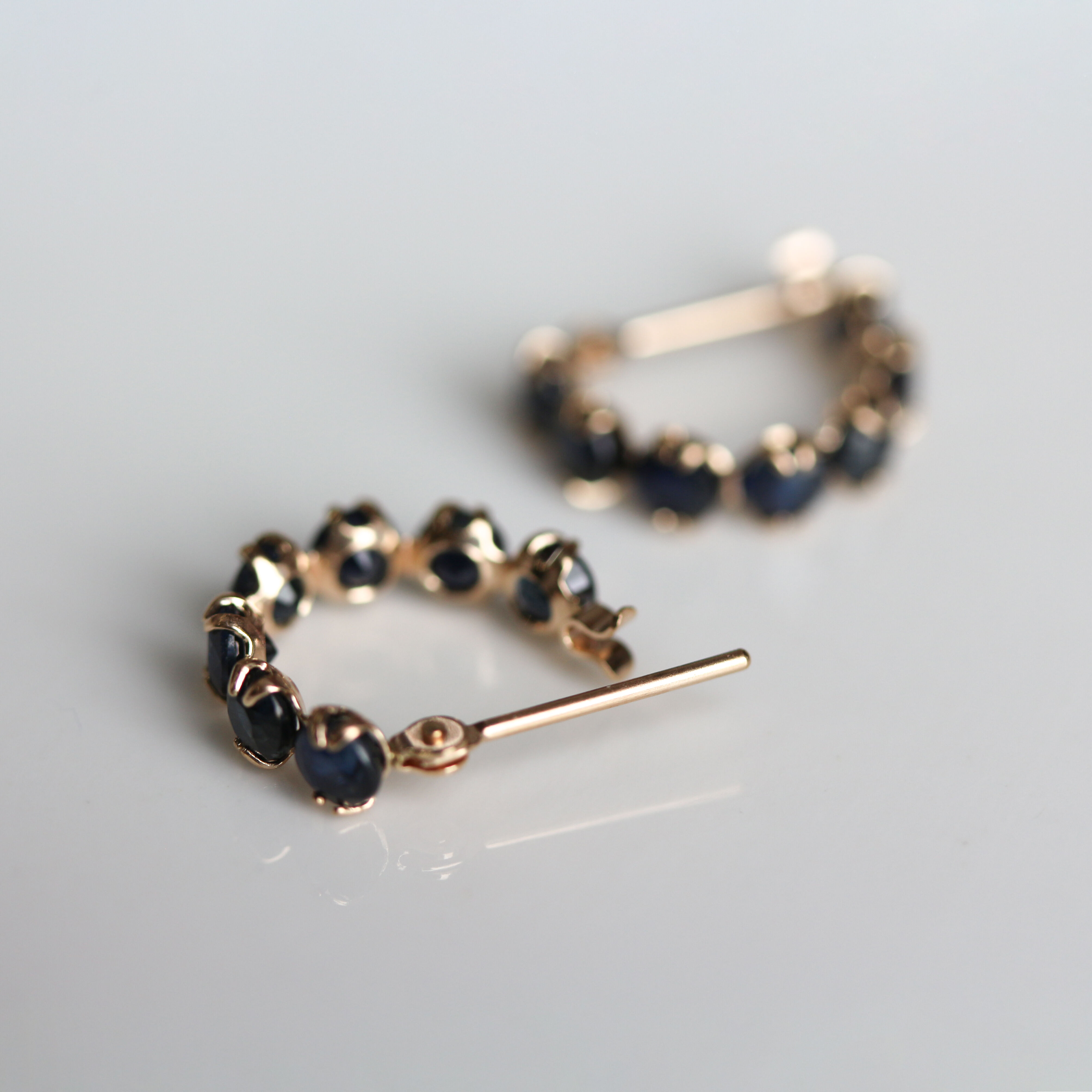  「K10YG サファイヤ スナップピアス」|ピアス|