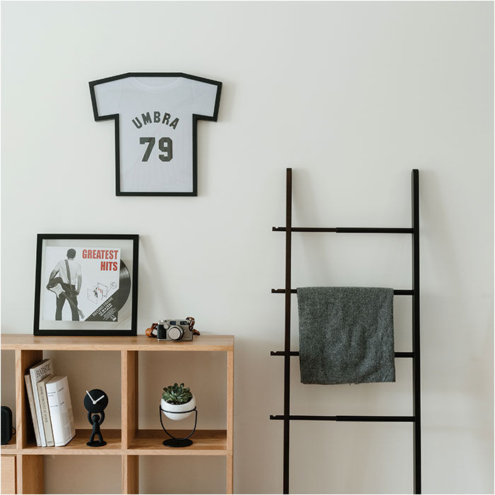 BACKYARD FAMILY「Umbra アンブラ Tシャツ ディスプレイ 通販 ユニフォーム 額縁 額装 フレーム 展示」|その他|