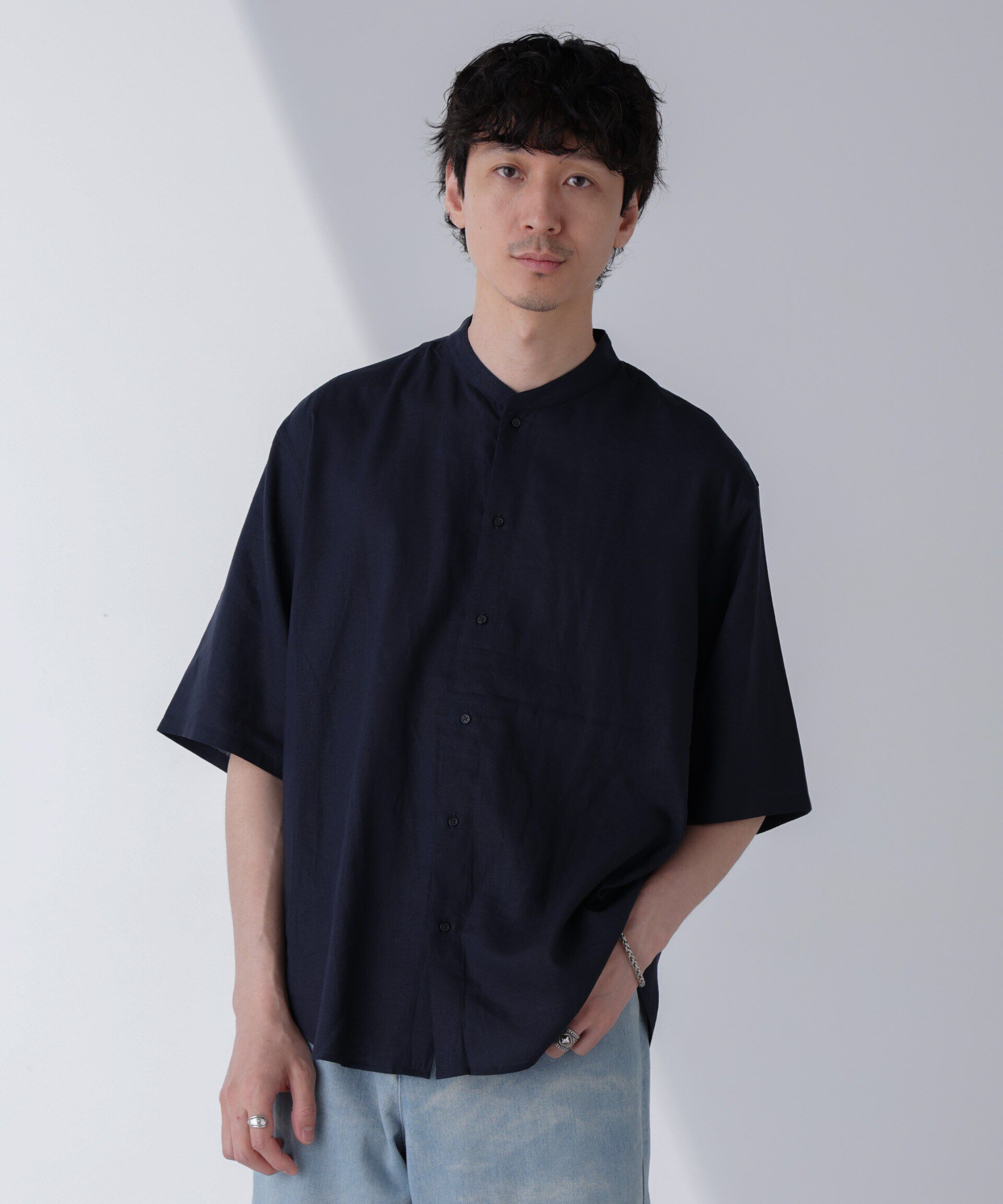 nano･universe「アンチスメルリネン バンドカラーシャツ 半袖」|シャツ・ブラウス|