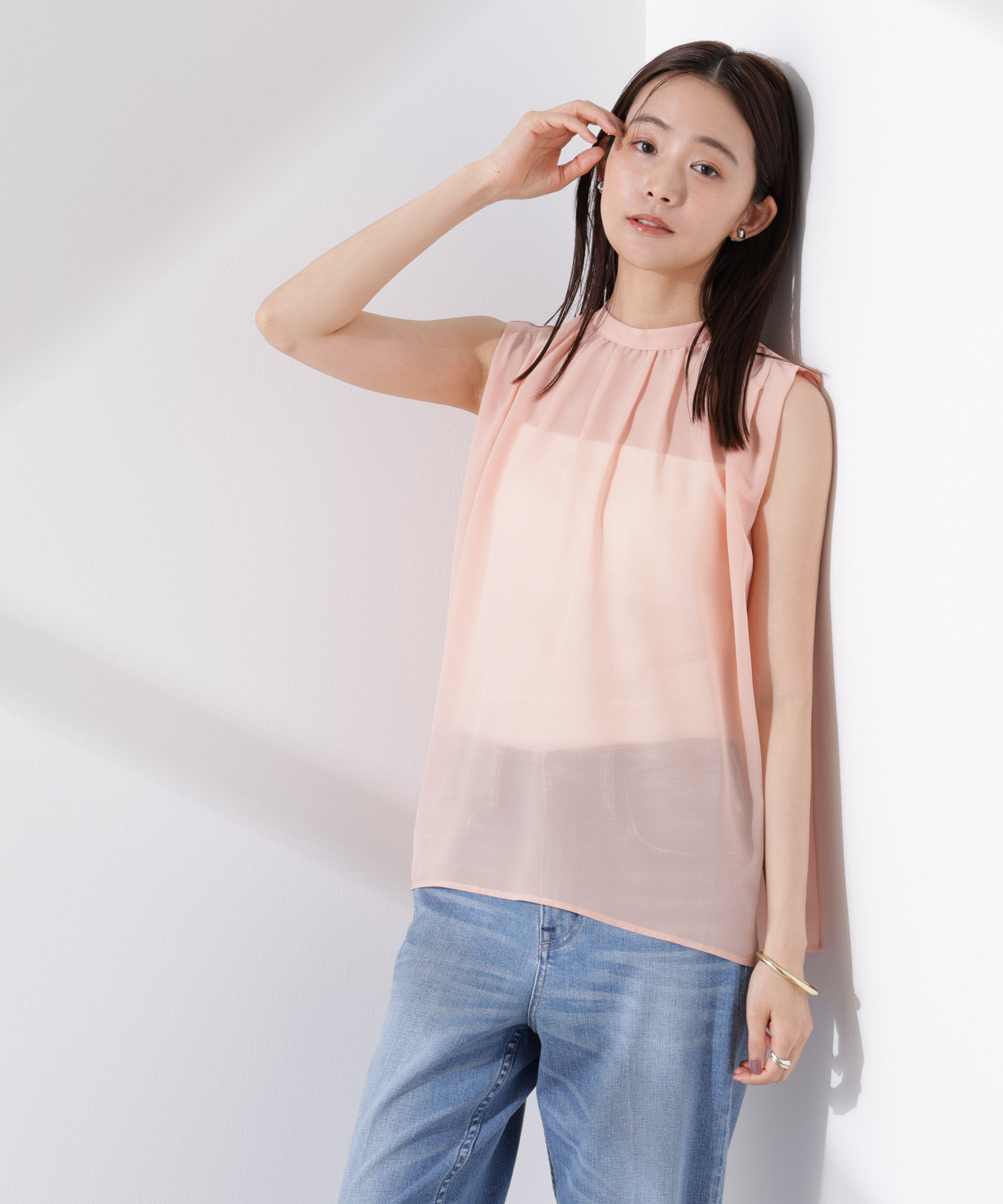 nano･universe「シアージョーゼットギャザーノースリーブブラウス」|シャツ・ブラウス|