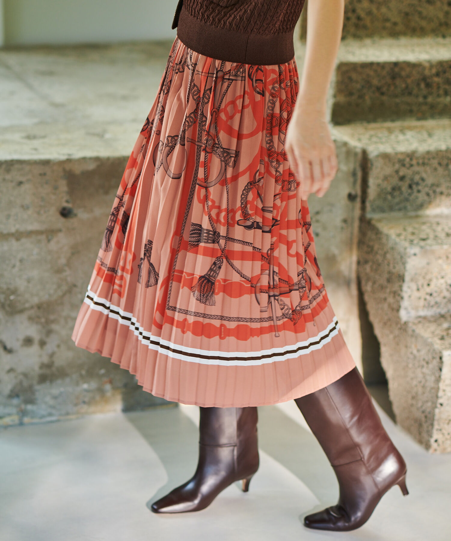 ROPE「ヴィンテージスカーフ柄プリーツスカート」|スカート|オレンジ(70)