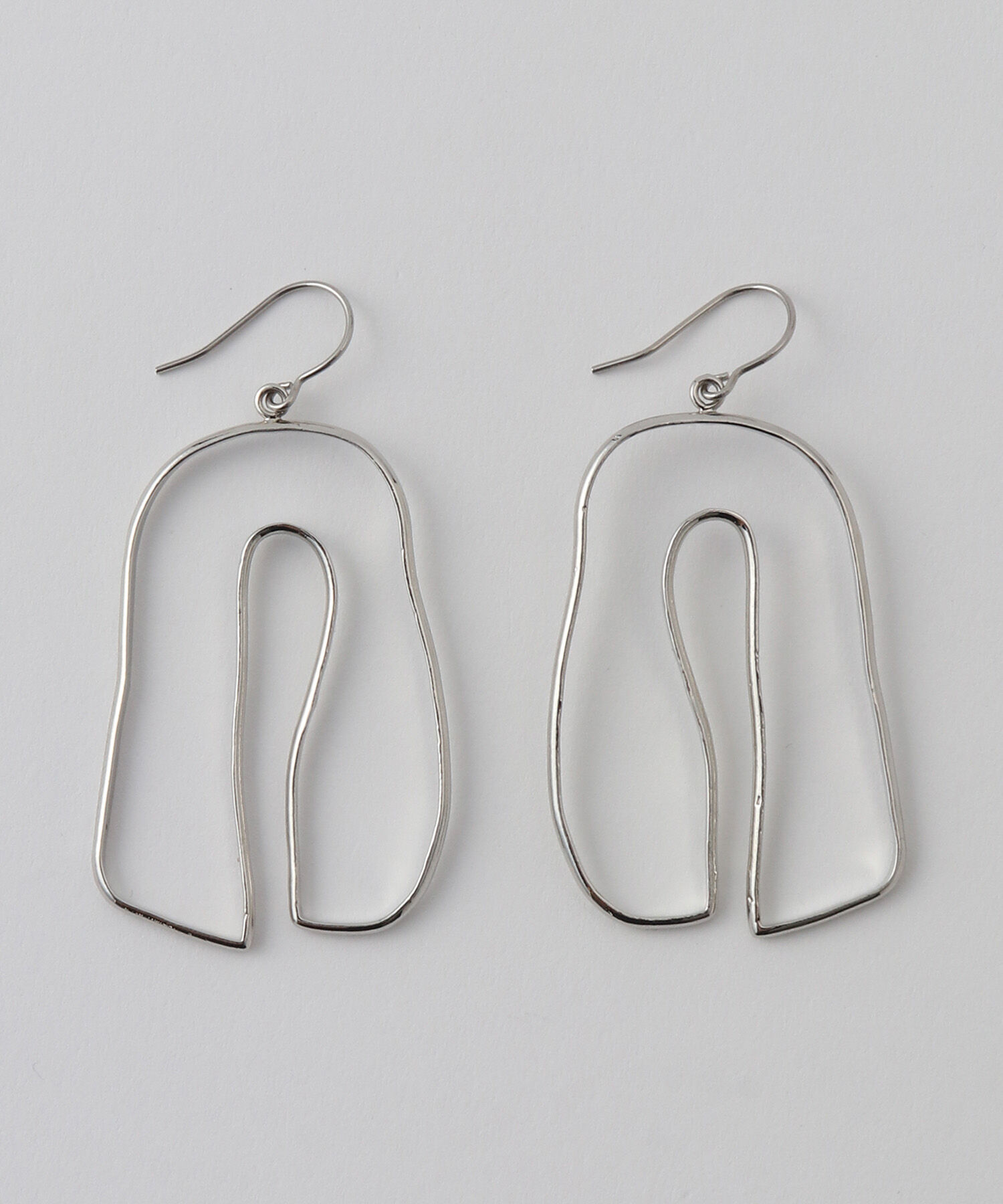 ROPE'「カラーフレームモチーフピアス【メディア掲載】」|ピアス|