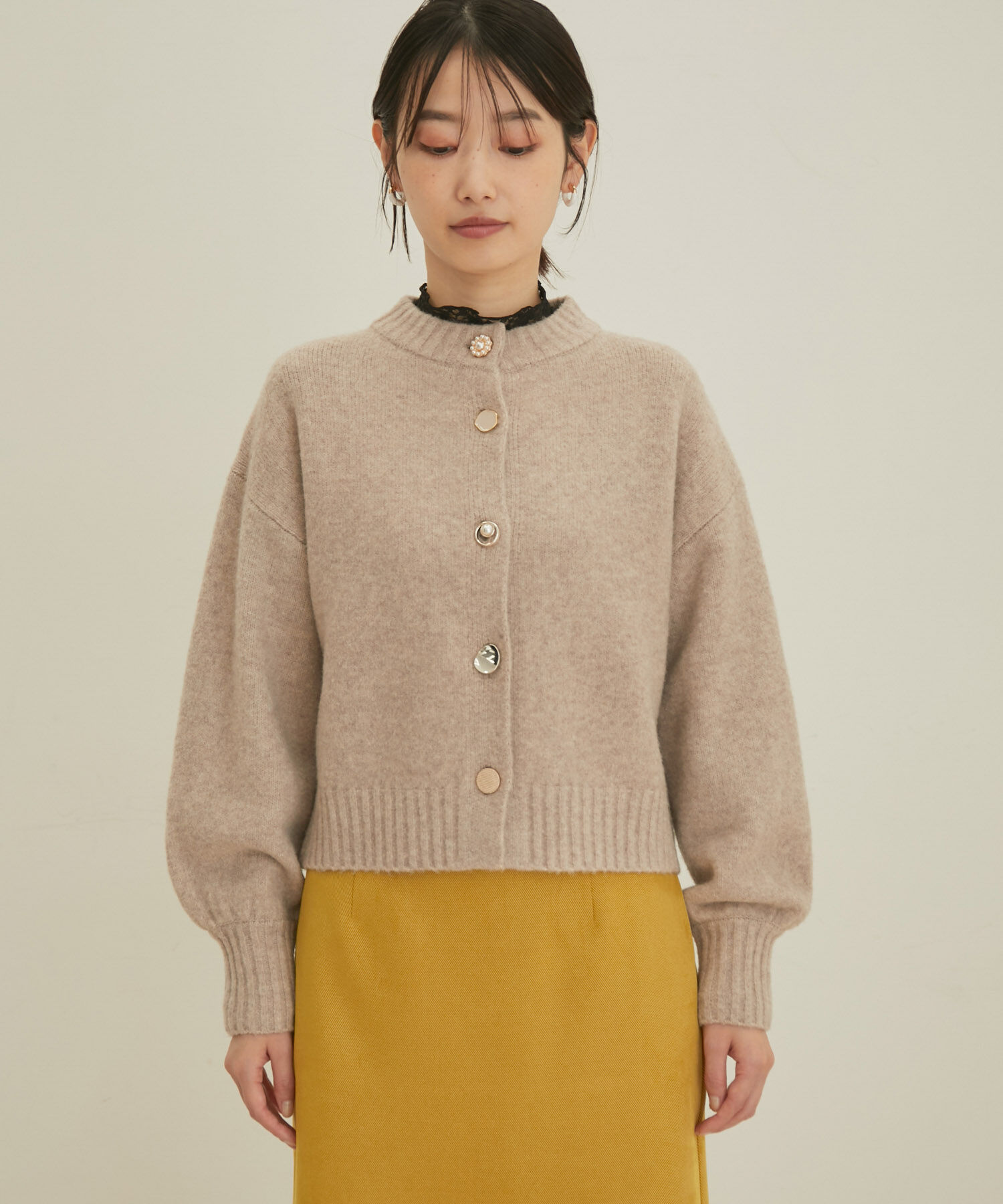 VIS「【洗える】レトロ釦ボリュームスリーブカーディガン」|カーディガン|