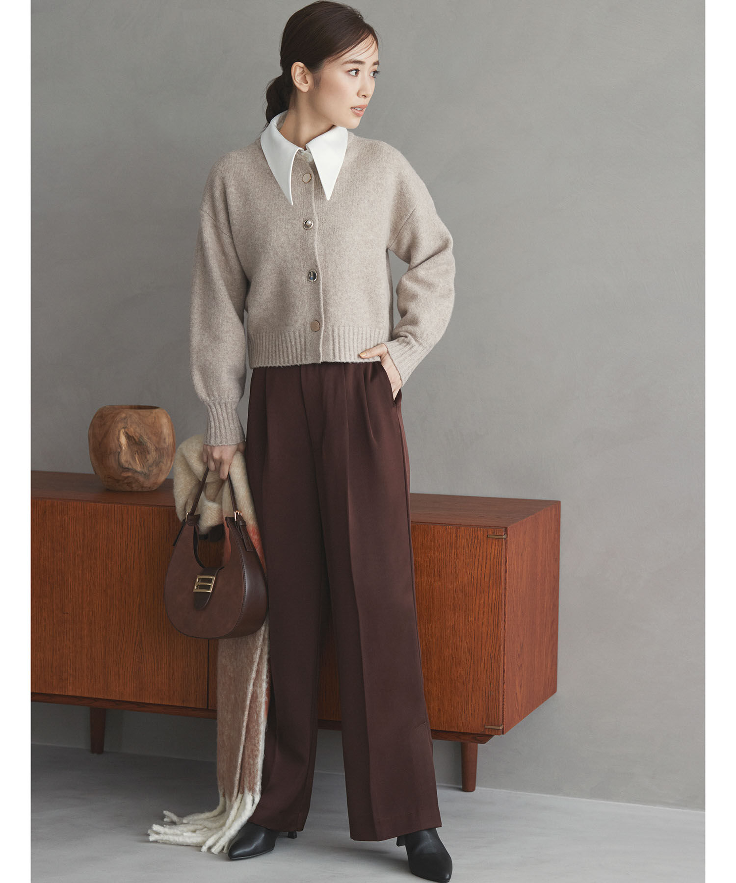 VIS「【洗える】レトロ釦ボリュームスリーブカーディガン」|カーディガン|
