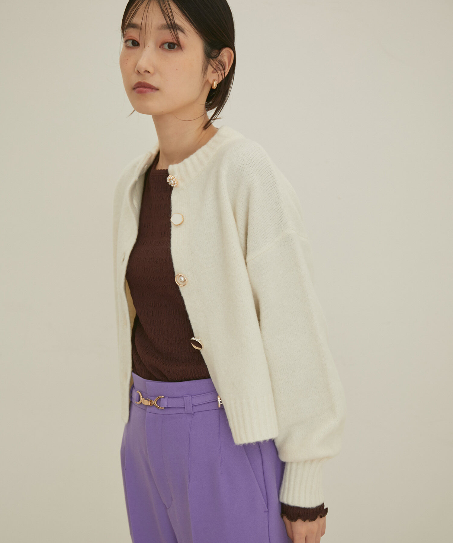 VIS「【洗える】レトロ釦ボリュームスリーブカーディガン」|カーディガン|