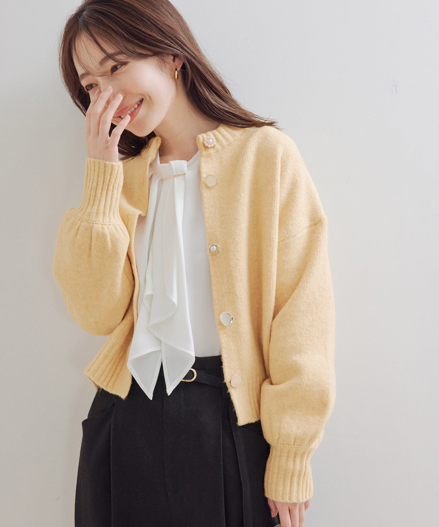 VIS「【洗える】レトロ釦ボリュームスリーブカーディガン」|カーディガン|