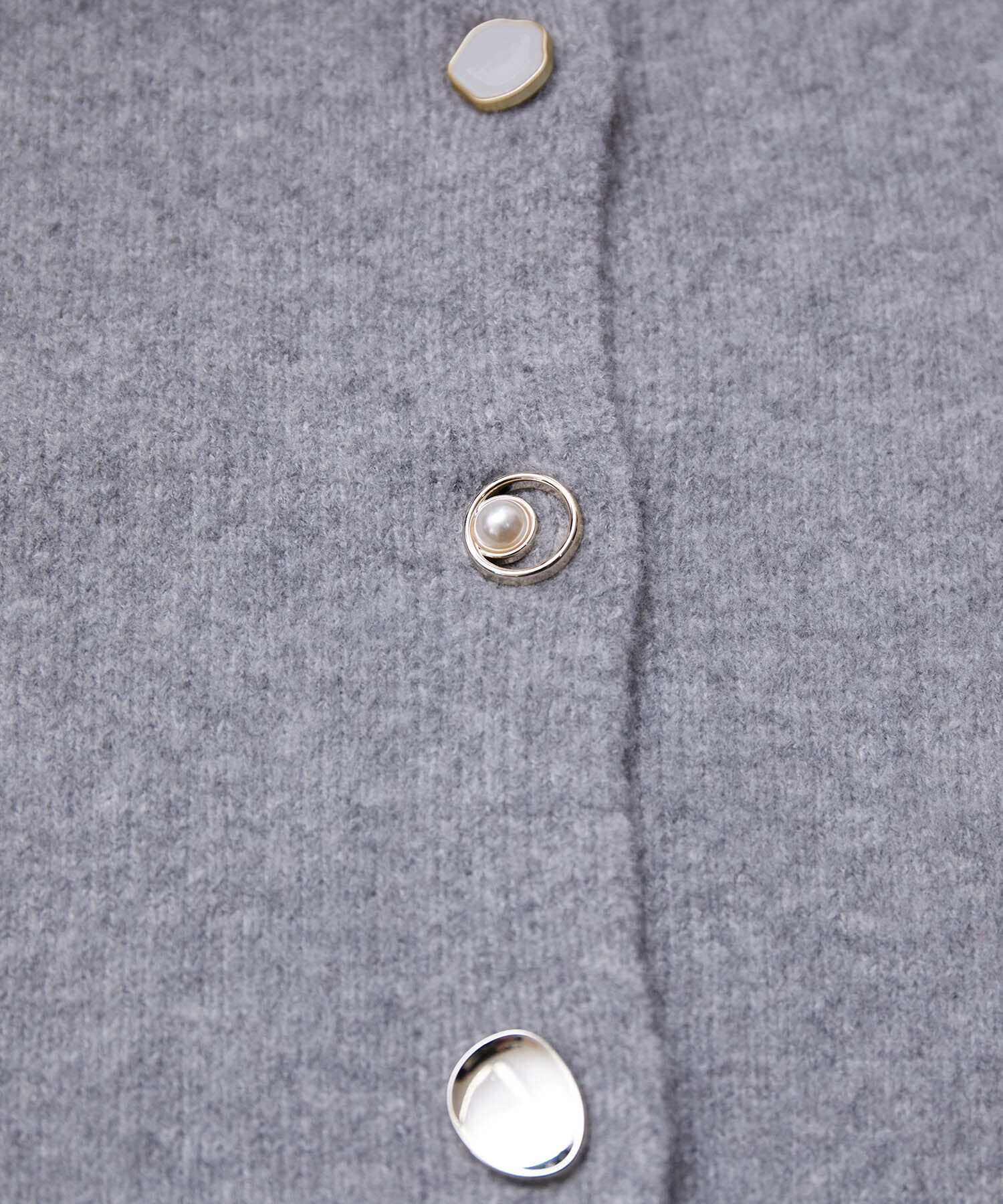 VIS「【洗える】レトロ釦ボリュームスリーブカーディガン」|カーディガン|