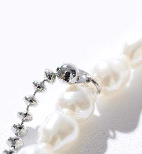  「【GOLDY(ゴールディ)】2連風パールチェーンマンテルネックレス」|ブローチ・コサージュ|