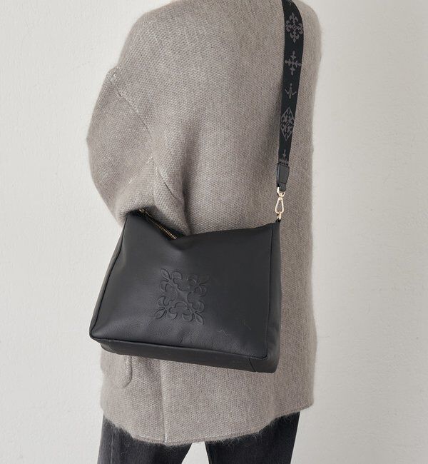  「エンボスモノグラム2WAYショルダーバッグ」|ショルダー・メッセンジャー|