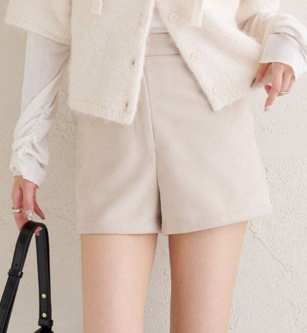  「フェイクスウェードショートパンツ」|チノ|アイボリー