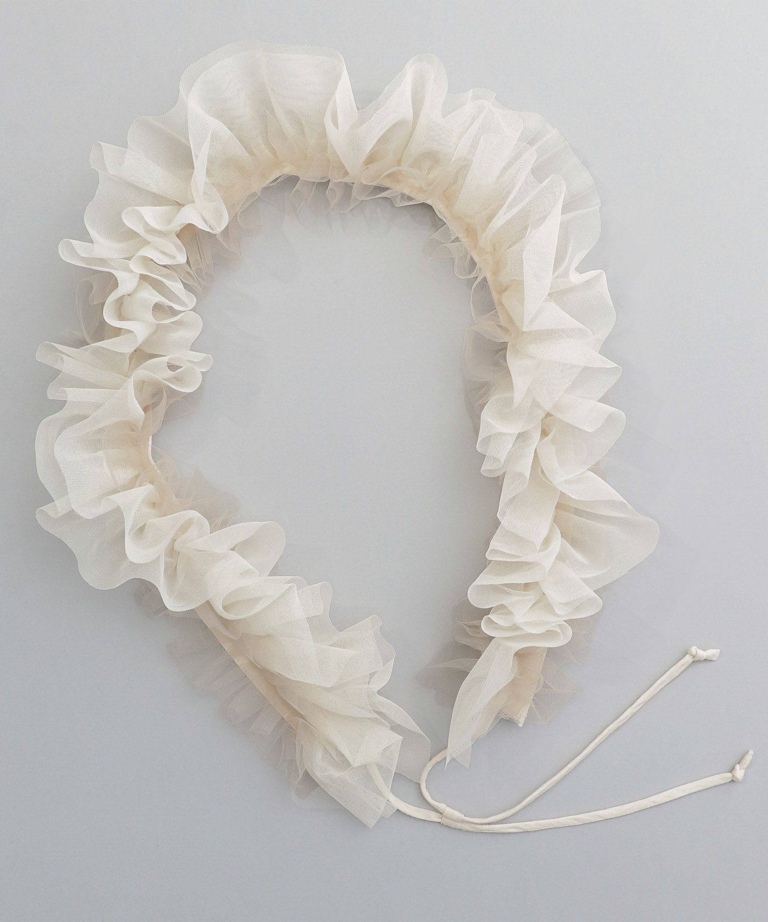 A part by 「チュールサッシュ」|ブローチ・コサージュ|ベージュ