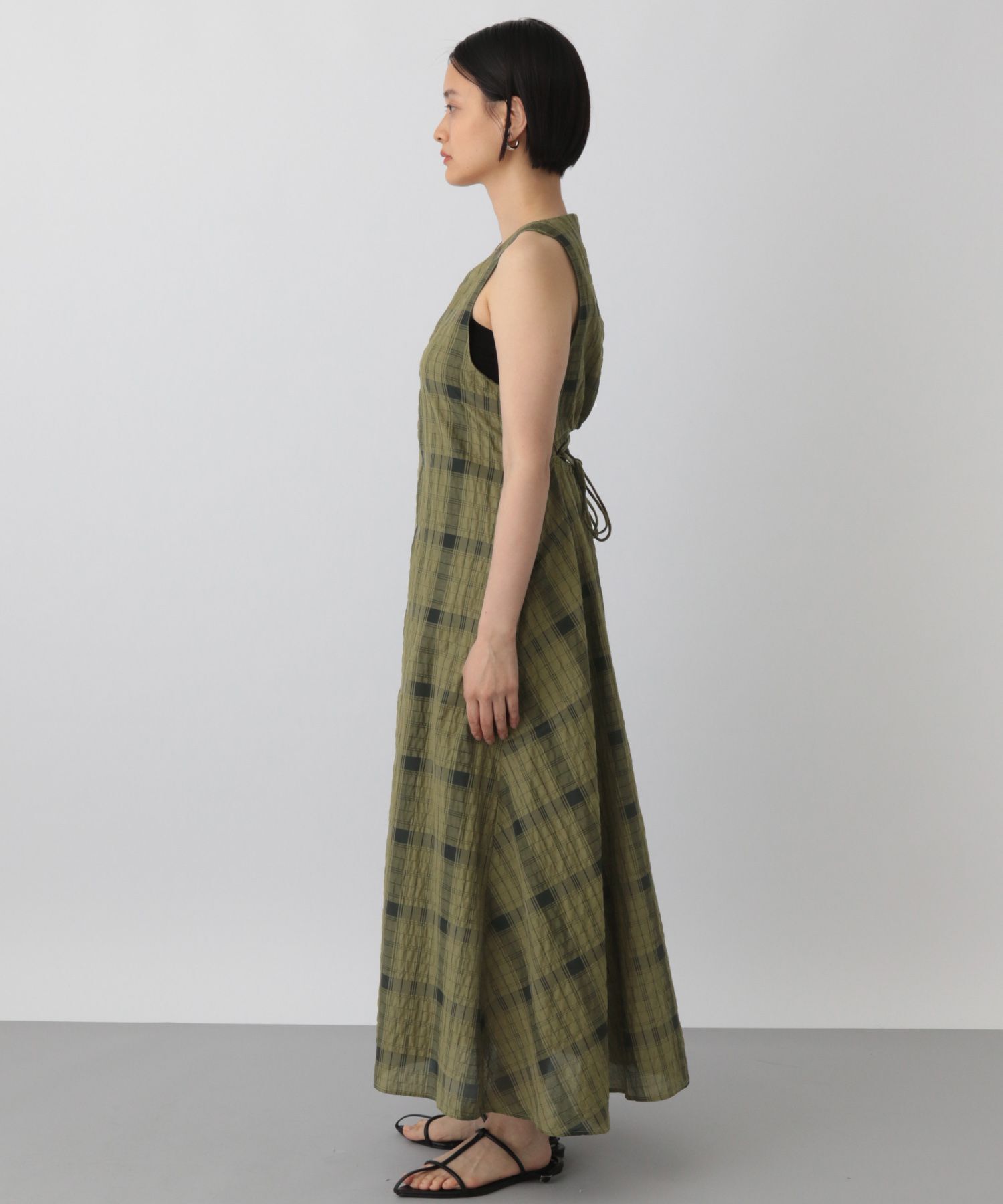 A part by 「バックオープンチェックワンピース」|ワンピース|