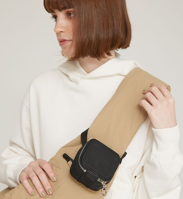 LOWELL things「MATIE/フードポーチ【Direction by  有末 麻祐子】」|その他|