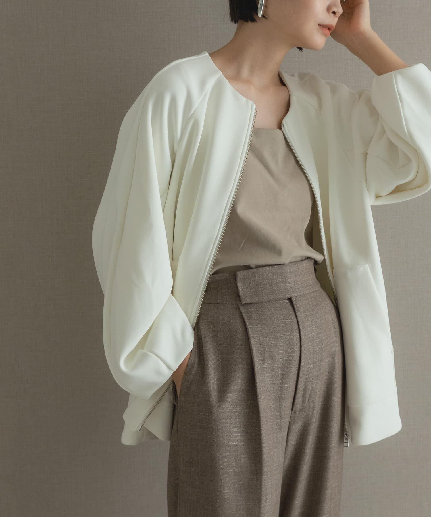 URBAN RESEARCH ROSSO「ダンボールミドルコート」|ノーカラーコート|オフホワイト