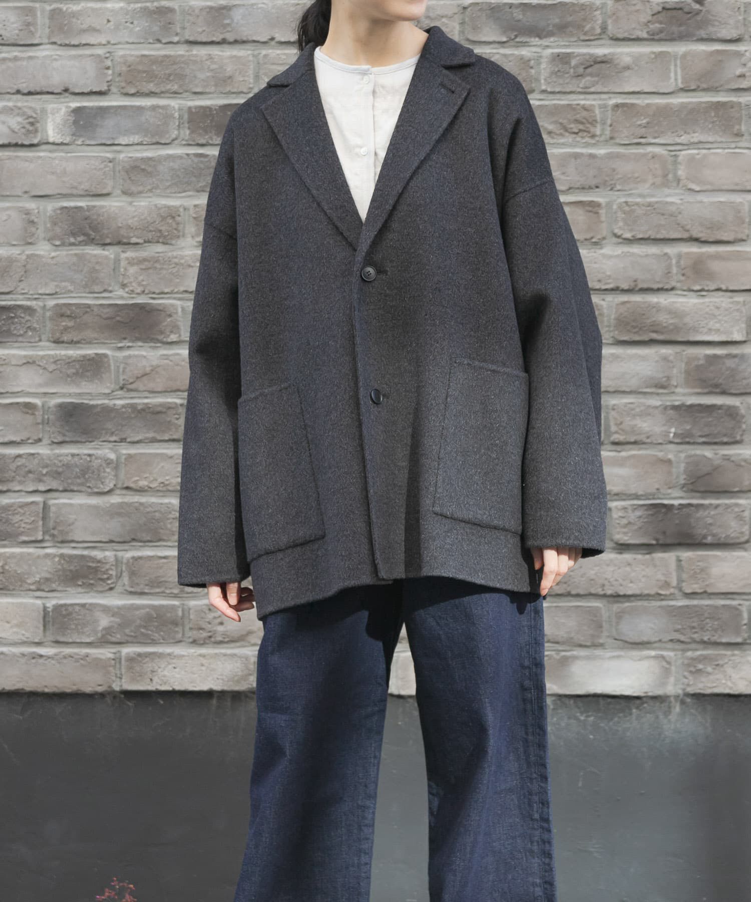 かぐれ ウールスタンドショートコート ブラック かぐれ（カグレ）の「ウールスタンドショートコート（その他アウター