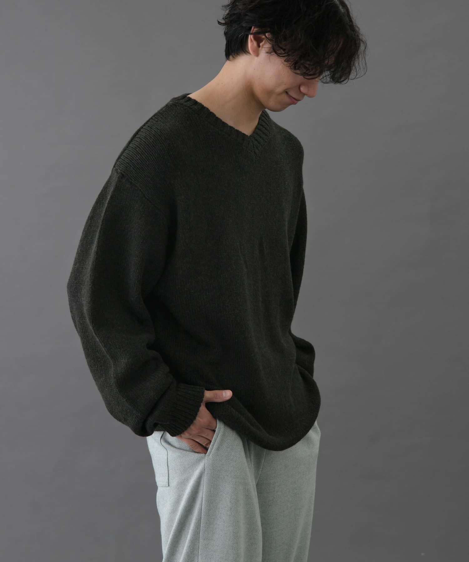 URBAN RESEARCH DOORS「FORK&SPOON　コットンウールVネックニット」|ニット・セーター|