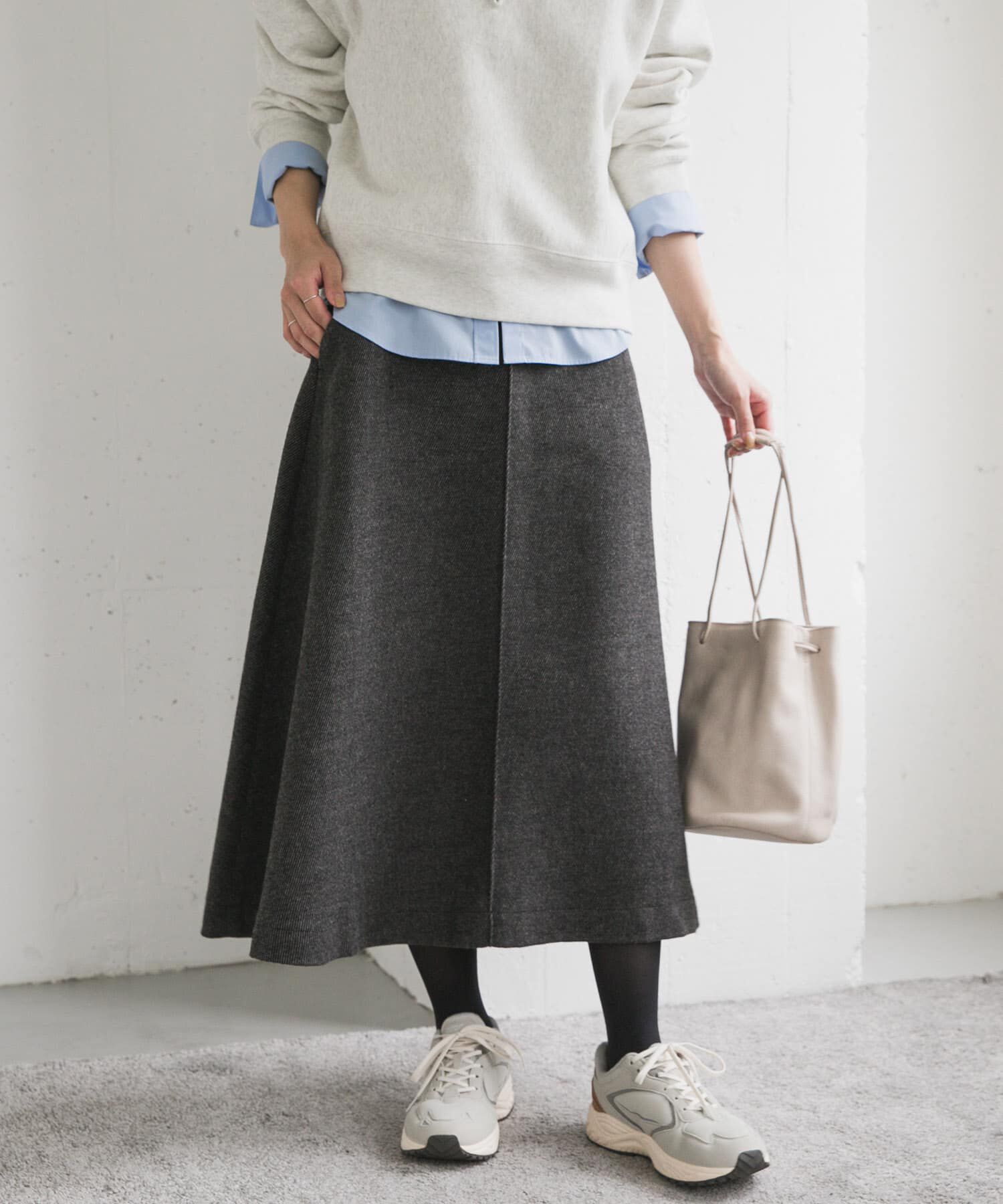 仁村紗和さん着用』『UR TECH』完声/暖フレアスカート（URBAN RESEARCH