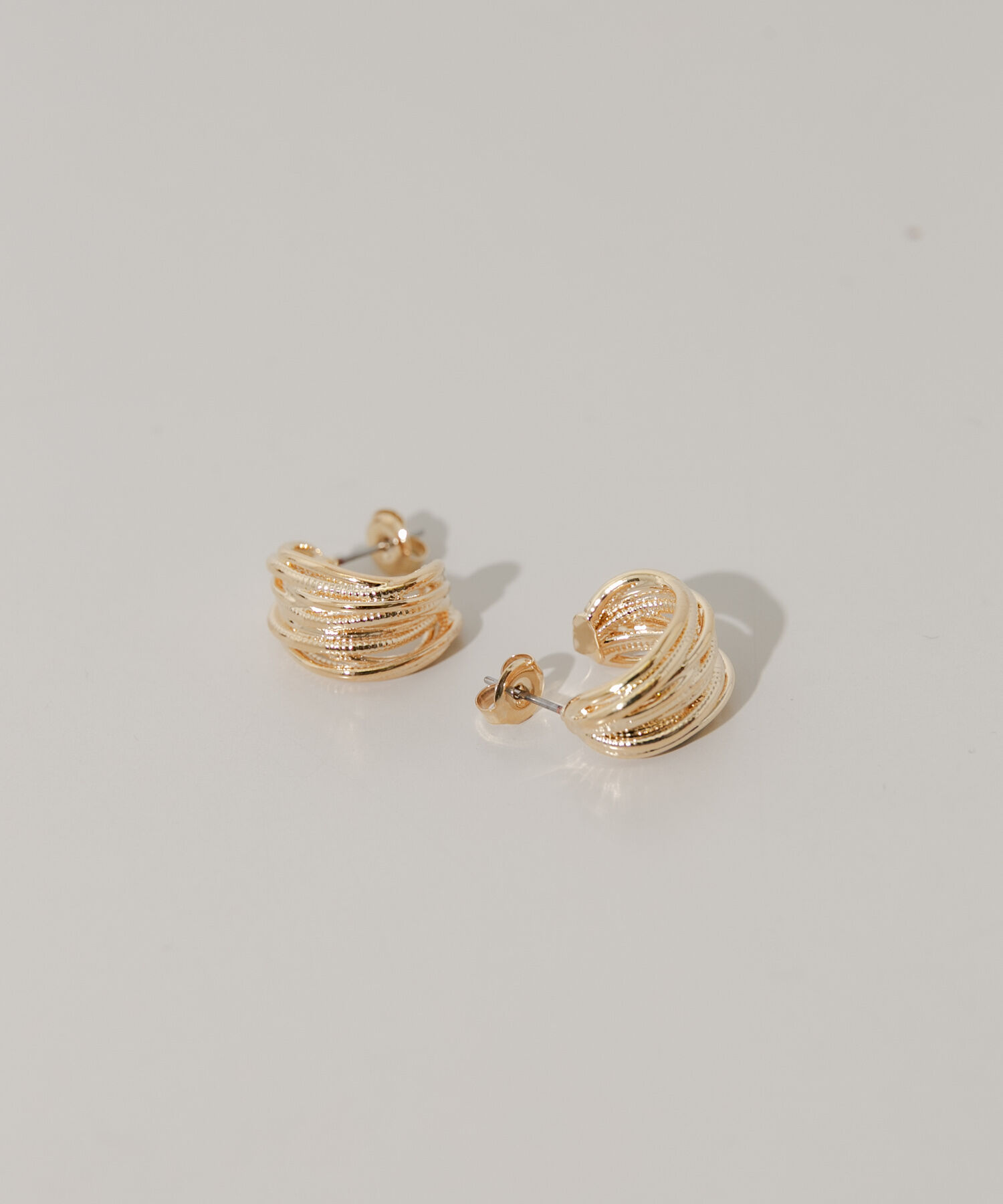 SMELLY「レイヤードラインフープピアス」|ピアス|