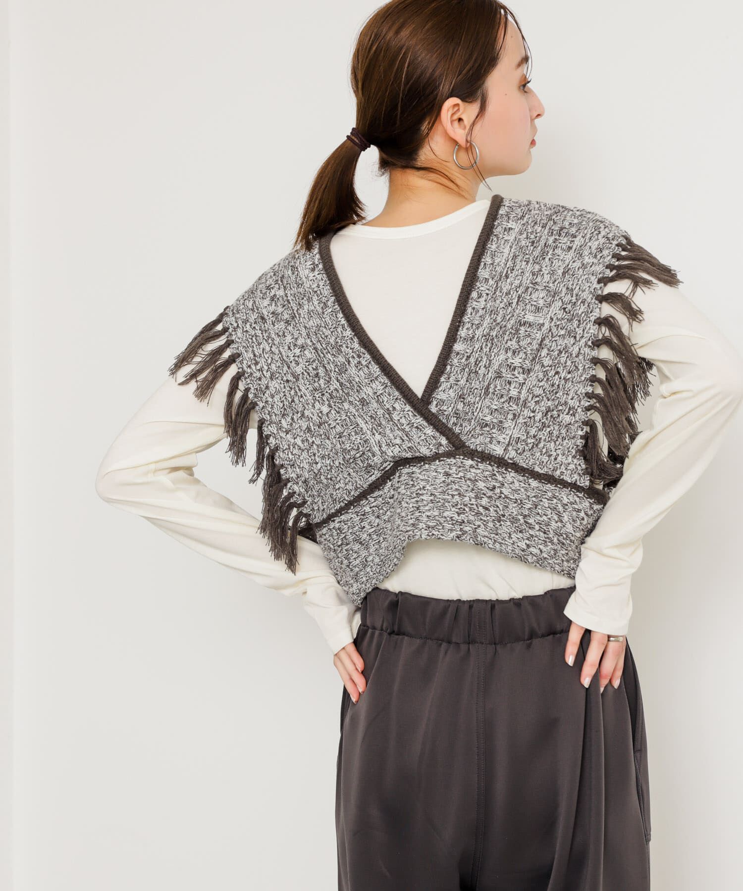 SENSE OF PLACE by URBAN RESEARCH「フリンジニットベスト」|ベスト・ジレ|