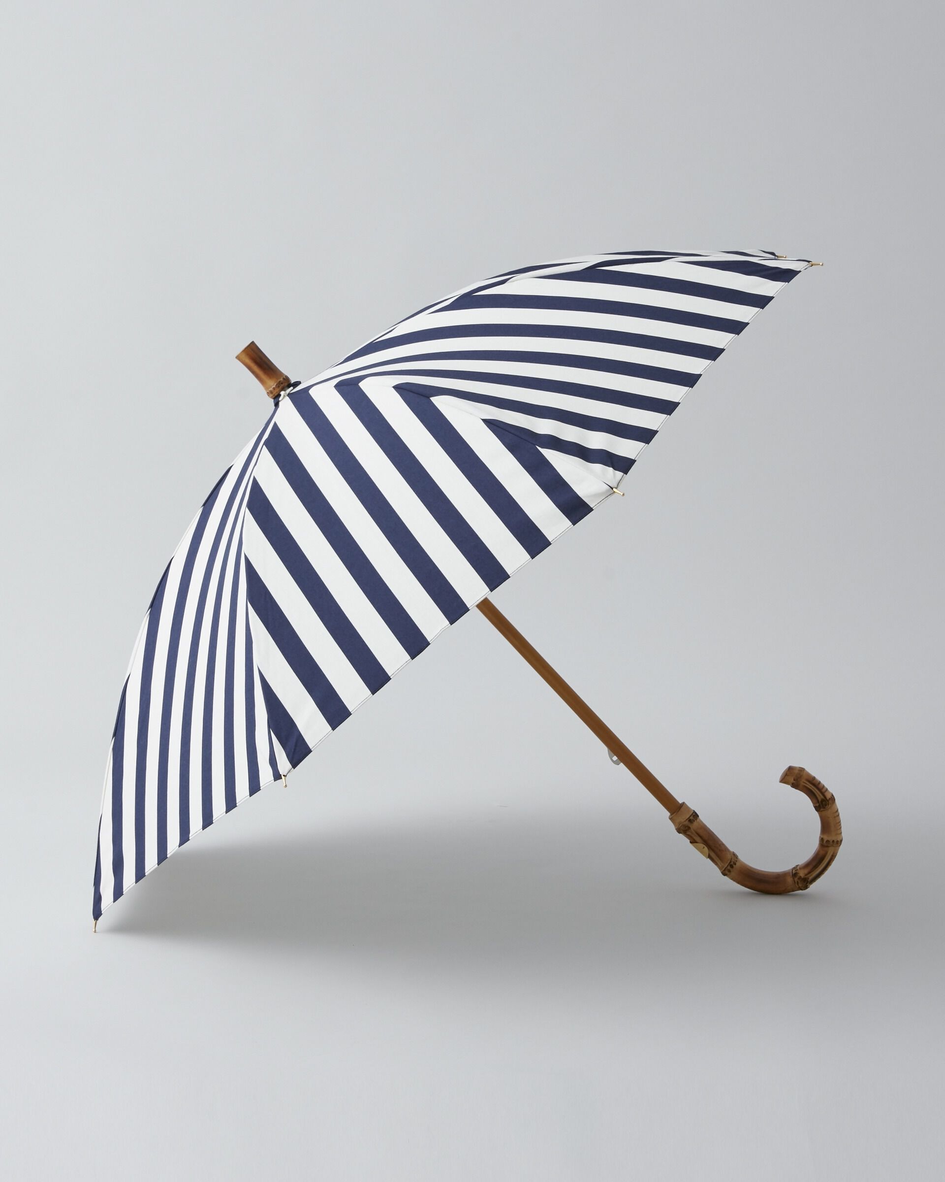 Traditional Weatherwear「UMBRELLA BAMBOO」|傘|ﾈｲﾋﾞｰ&times;ｵﾌﾎﾜｲﾄ
