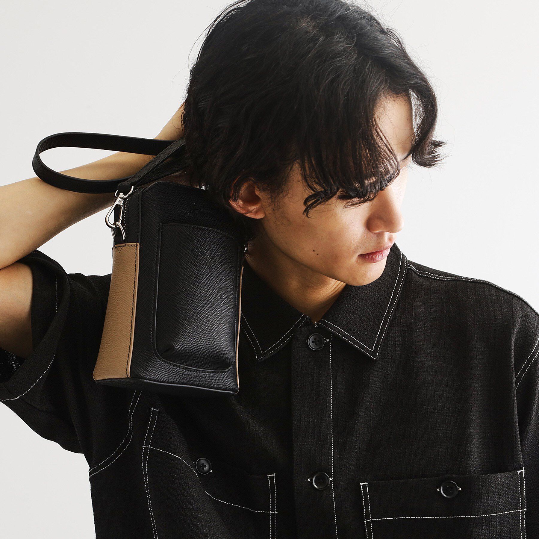 tk.TAKEO KIKUCHI「ポケットミニショルダー」|ショルダー・メッセンジャー|ブラック(619)