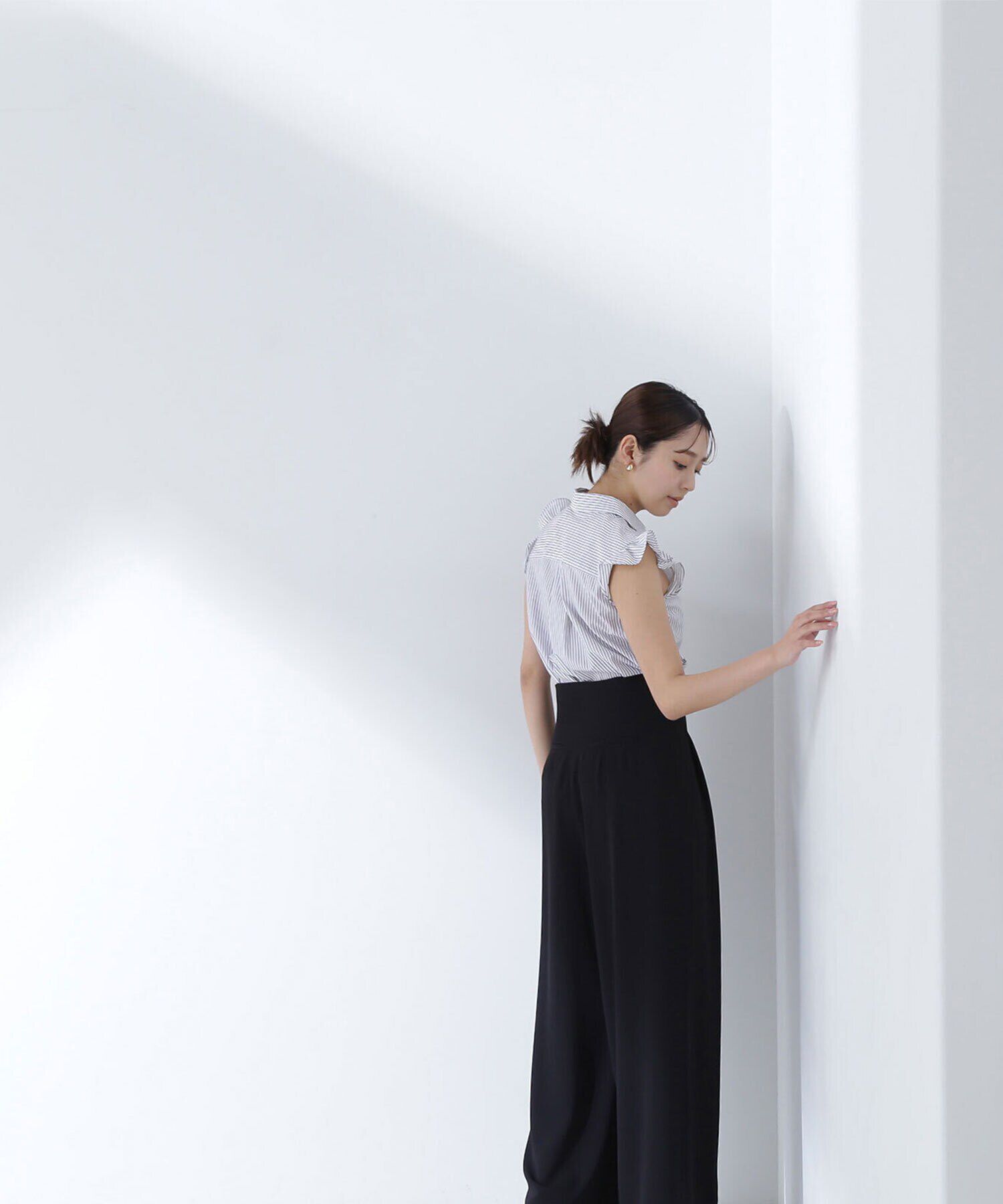  「ビジュー付フリルスリーブブラウス」|シャツ・ブラウス|