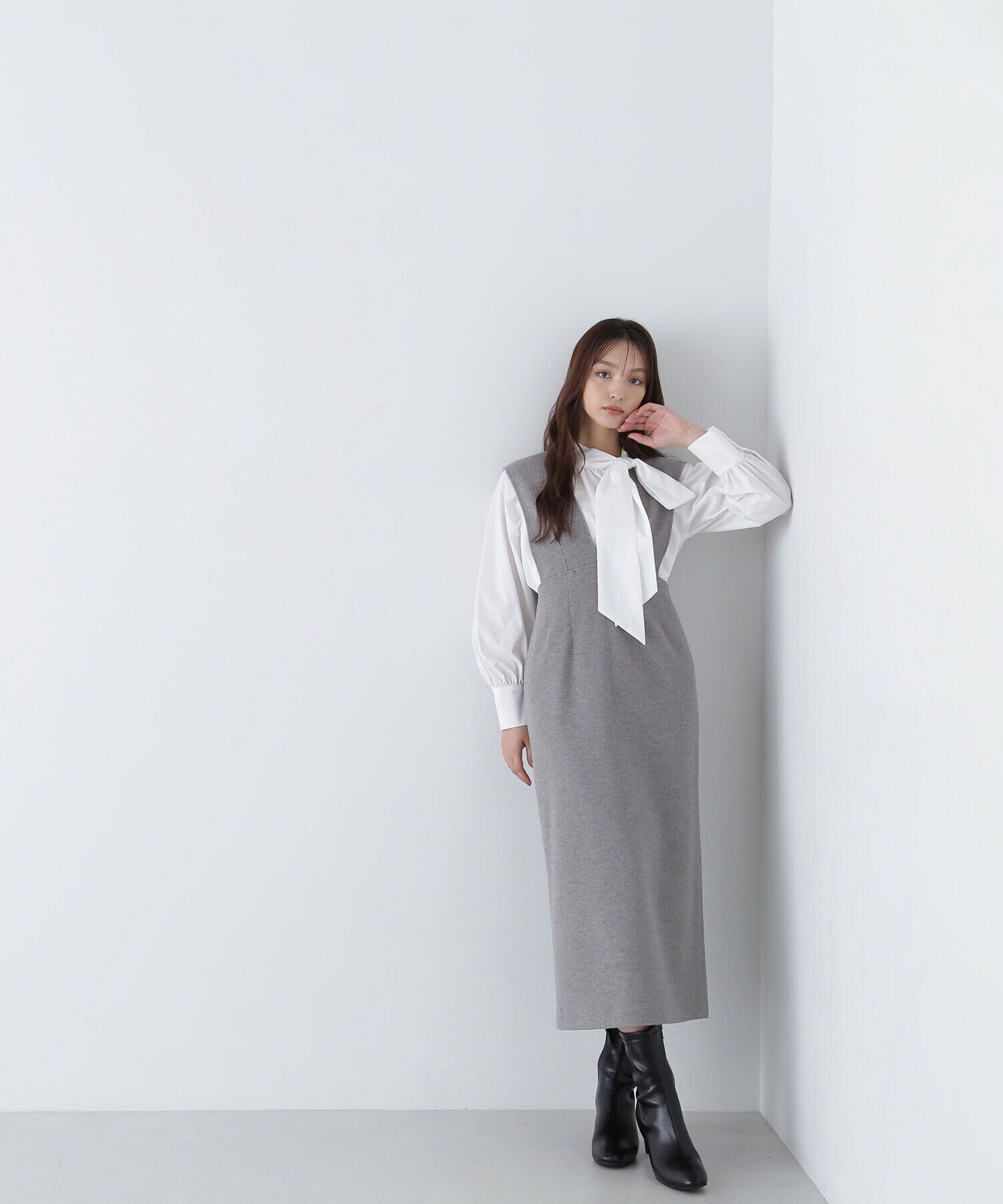  「＜圧縮ジャージーシリーズ＞Ｖネックジャンスカ」|ワンピース|グレー