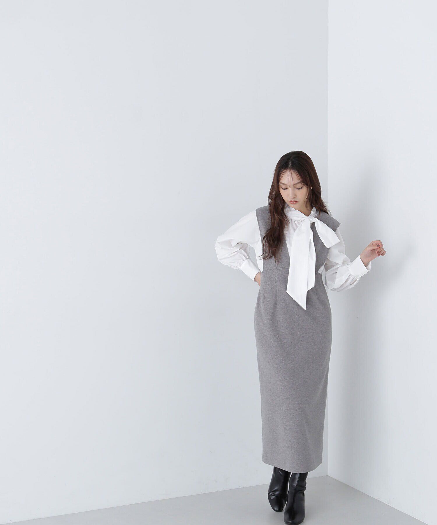  「＜圧縮ジャージーシリーズ＞Ｖネックジャンスカ」|ワンピース|