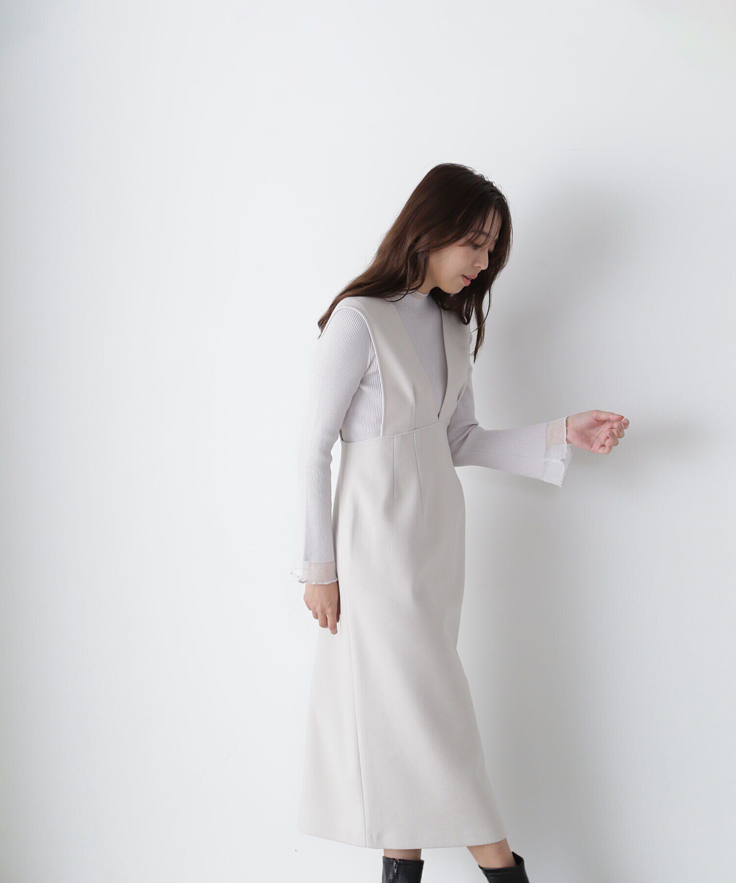  「＜圧縮ジャージーシリーズ＞Ｖネックジャンスカ」|ワンピース|