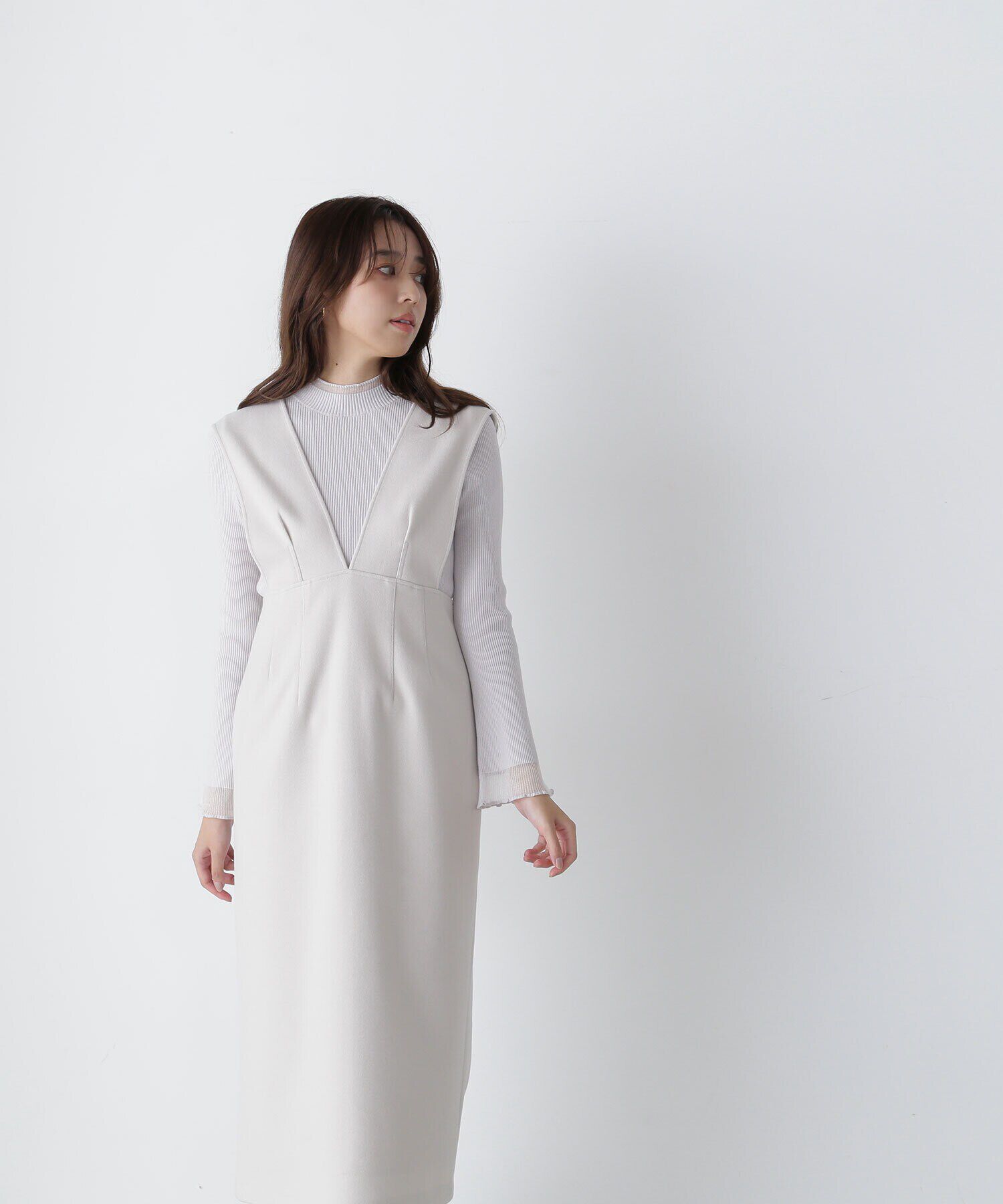  「＜圧縮ジャージーシリーズ＞Ｖネックジャンスカ」|ワンピース|