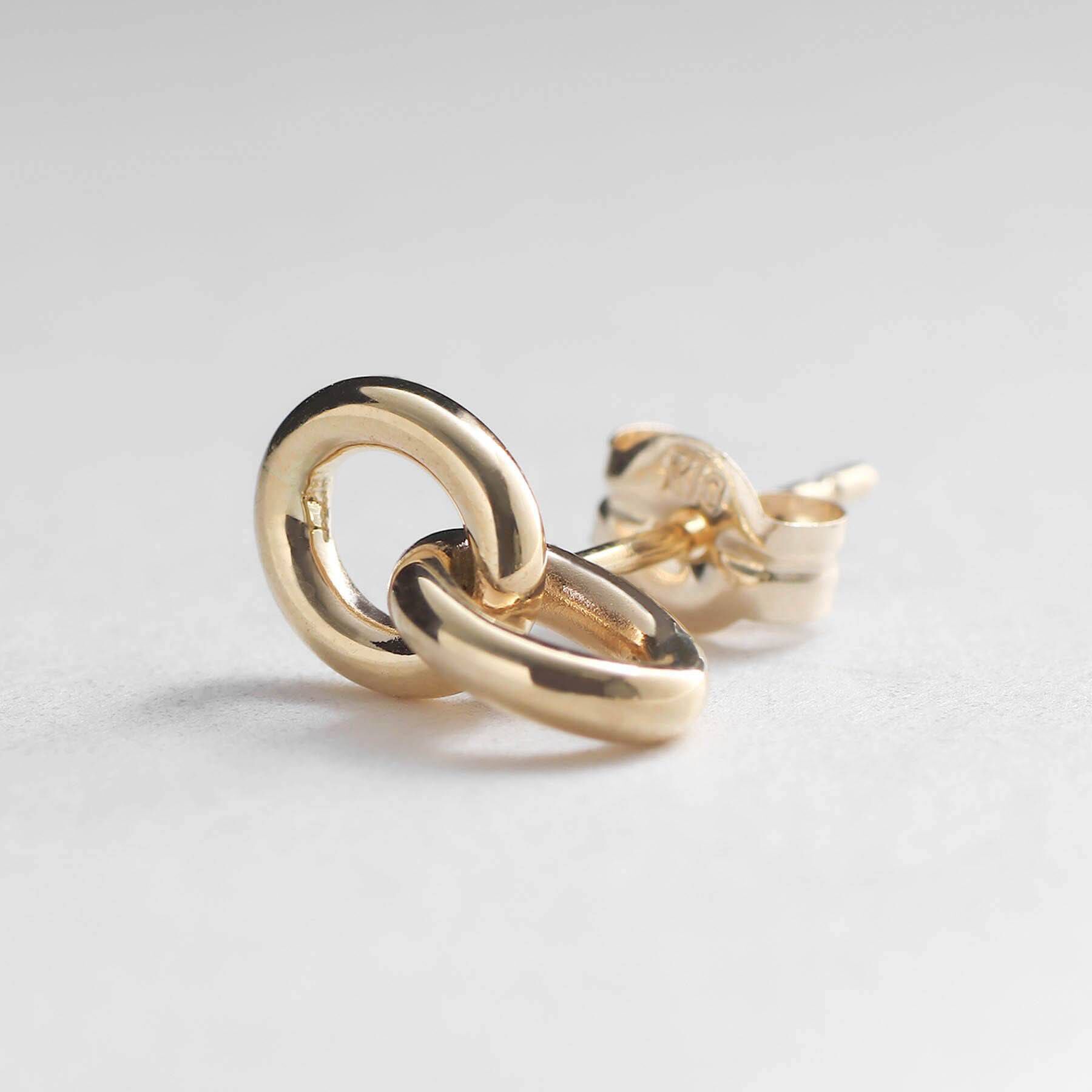 COCOSHNIK「K10中空ダブルサークル スタッドピアス」|ピアス|