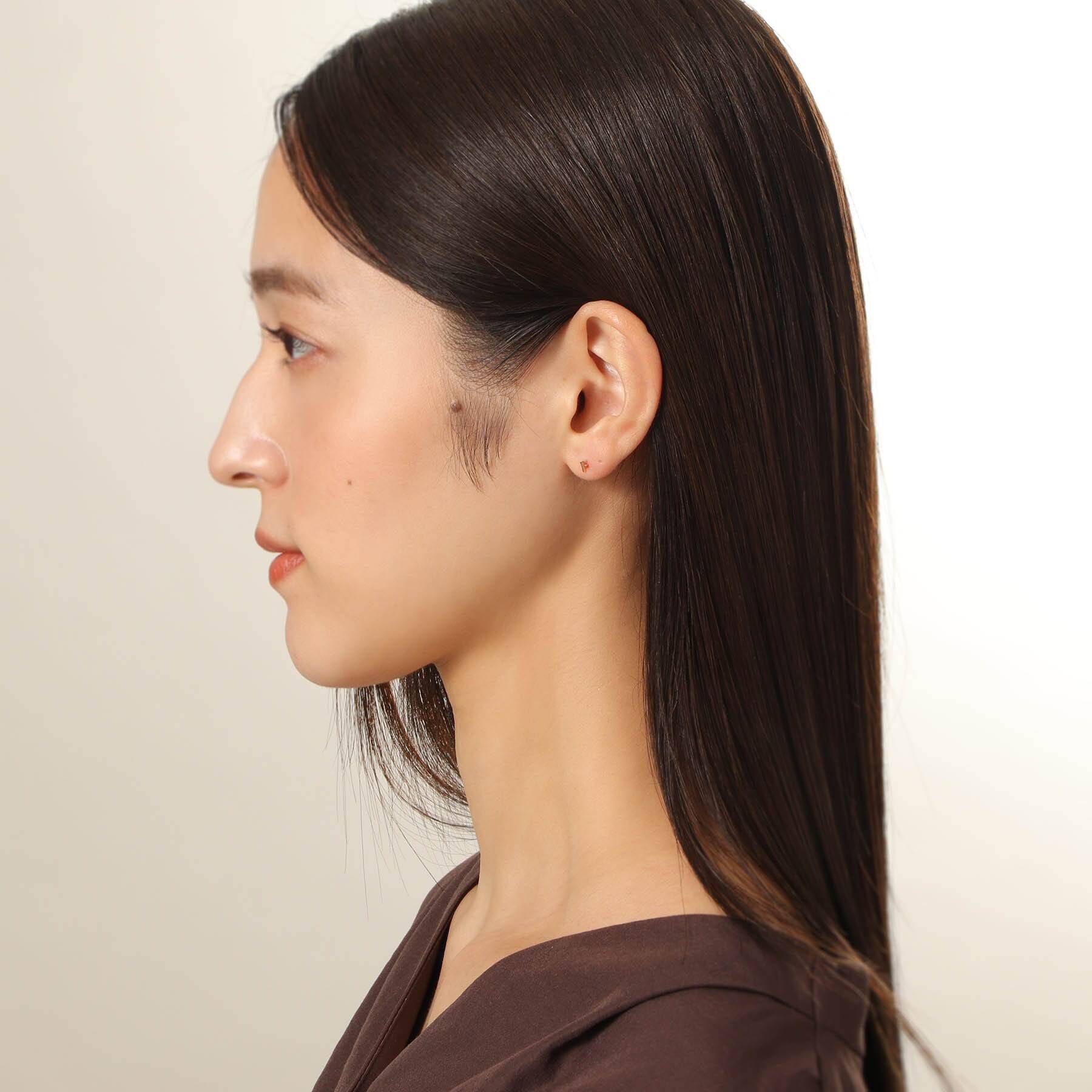 COCOSHNIK「【WEB限定】K10イニシャルＦ スタッドピアス（片耳用）」|ピアス|