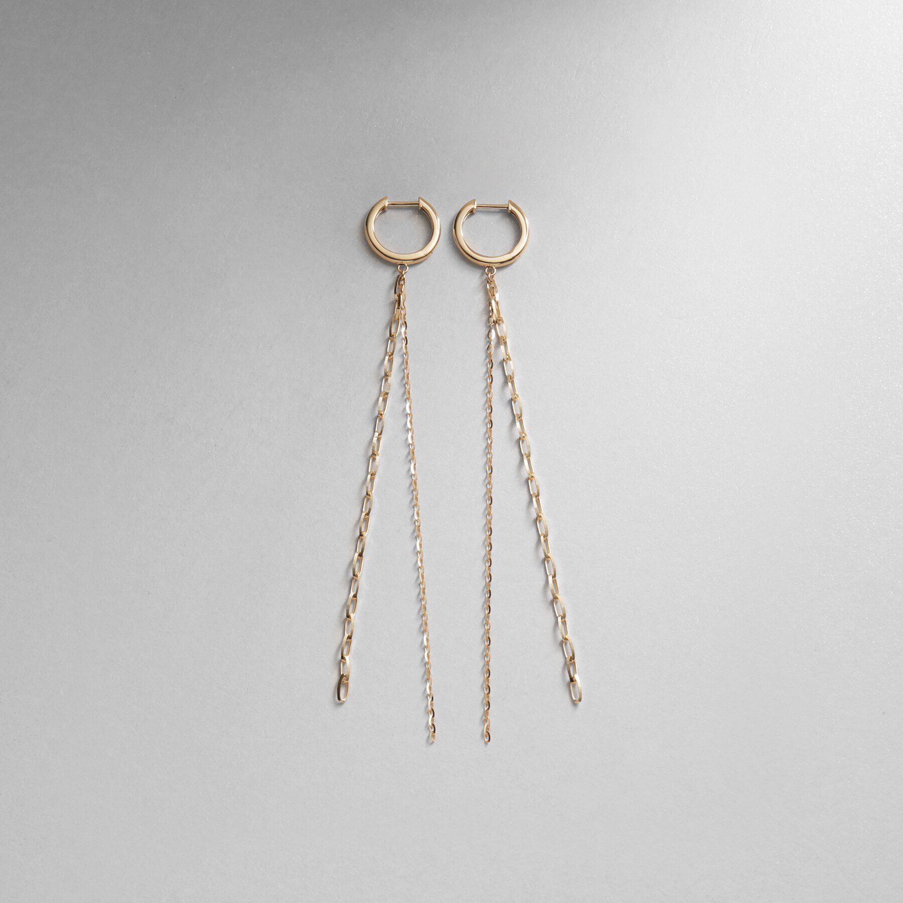 COCOSHNIK「K10フリンジチェーン中折れ フープピアス」|ピアス|